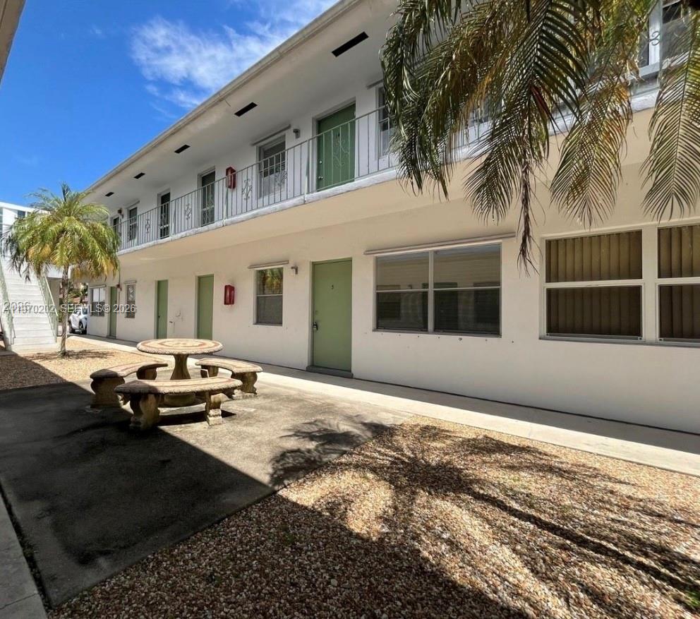 Palmview Condominium Apart