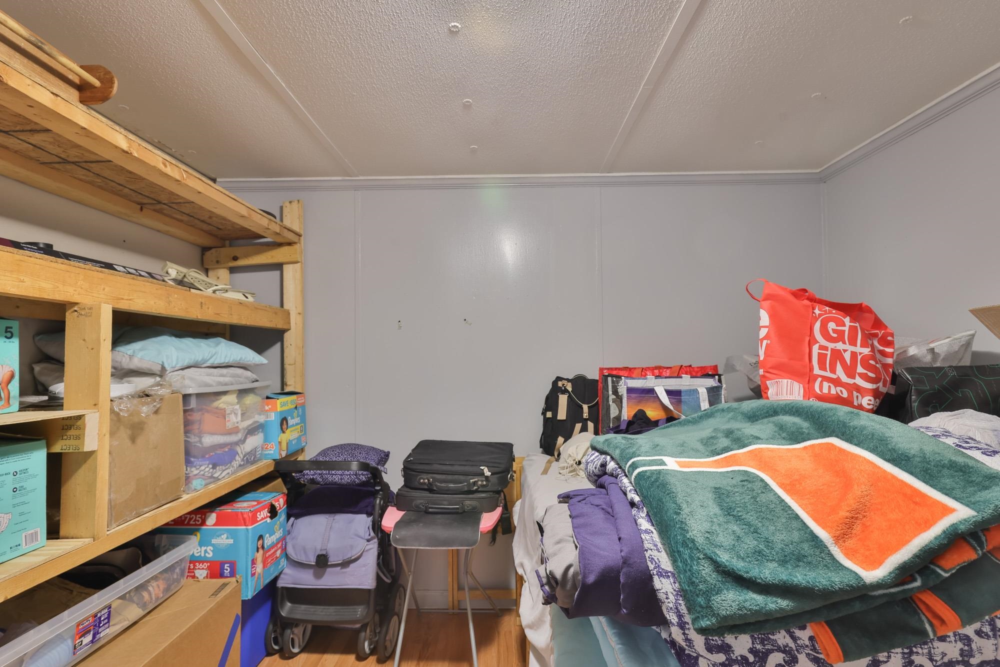 2604996 | Photo 20