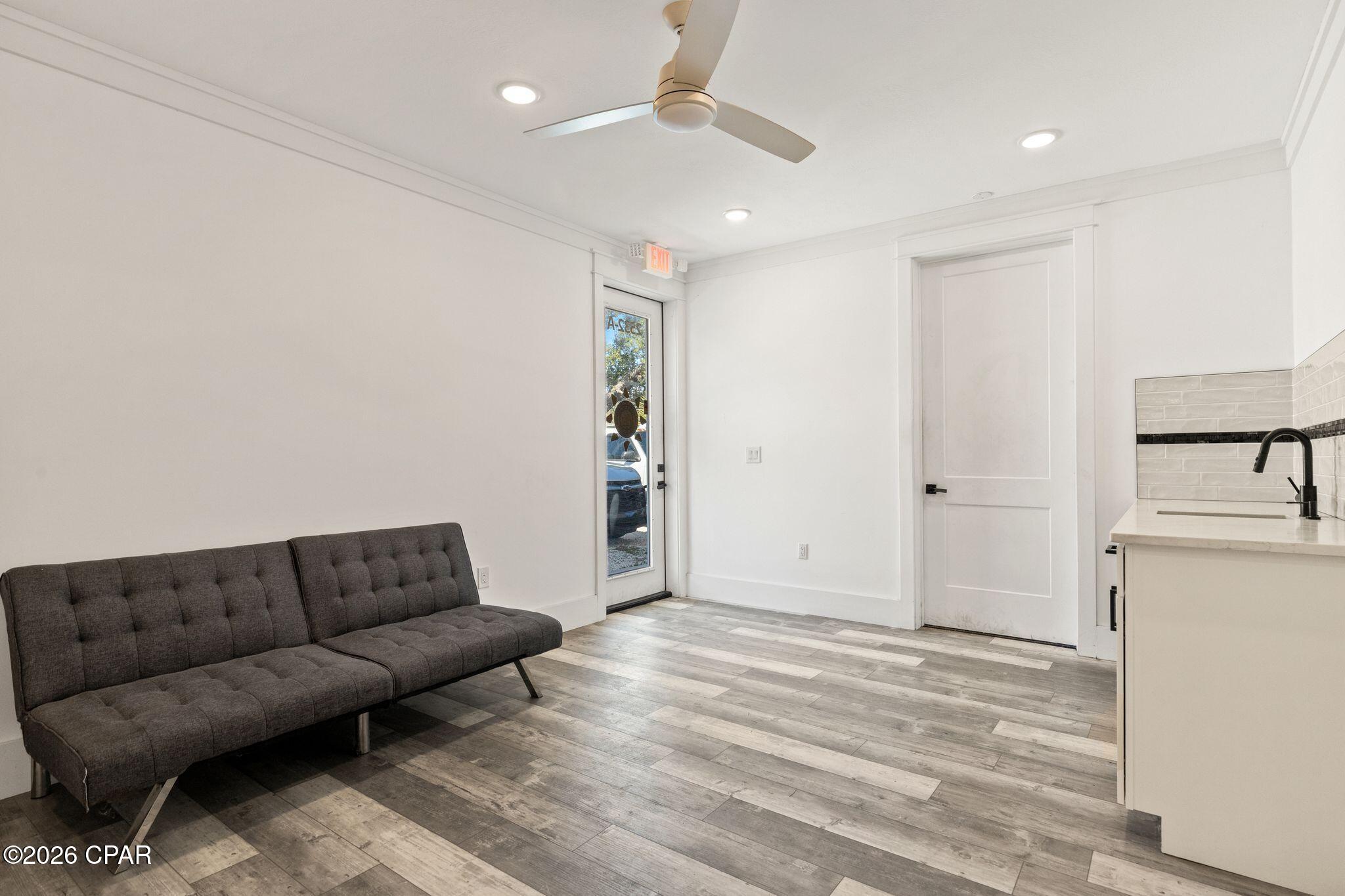 Image 6 For 2532 Joan Avenue