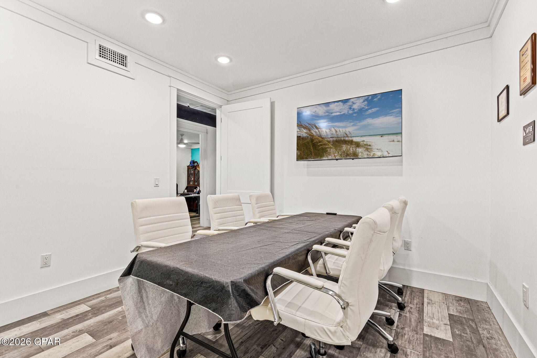 Image 8 For 2532 Joan Avenue