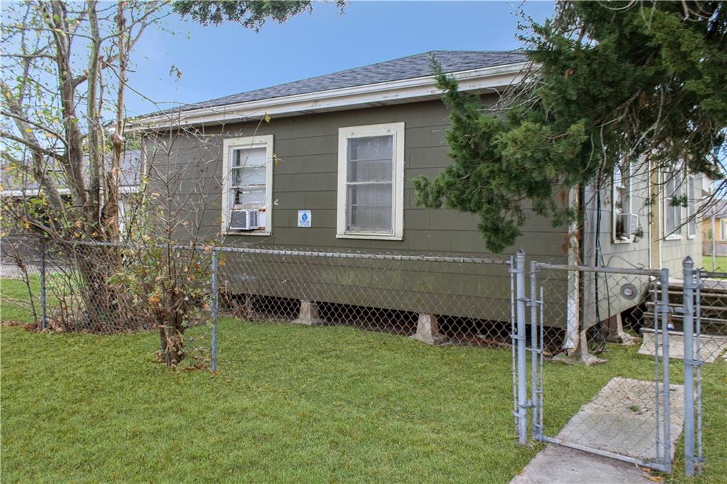 Homes for sale in Houma, LA | 203 Judith St, Houma, LA 70363 | MLS# 2544745