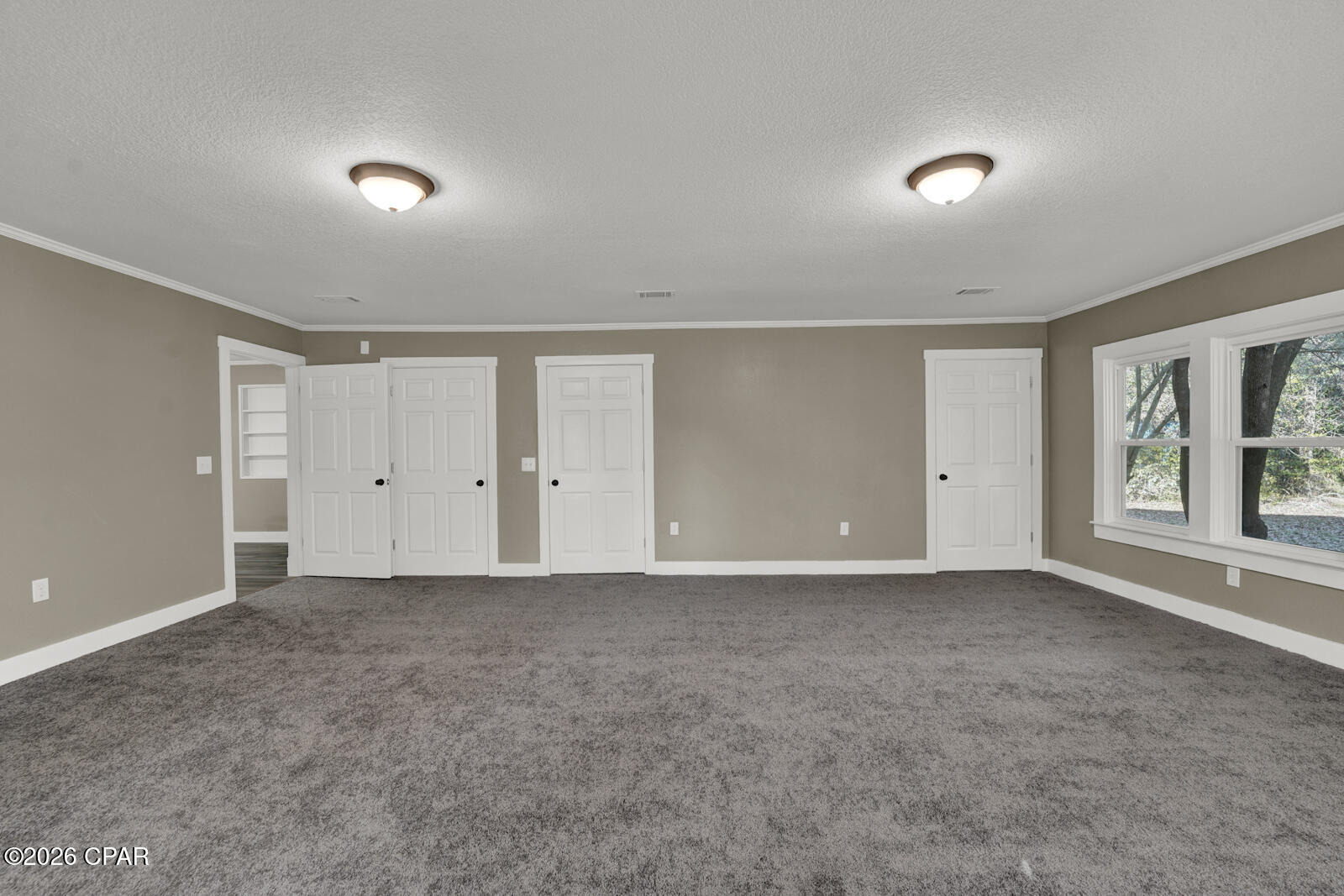 Image 18 For 657 Main Street