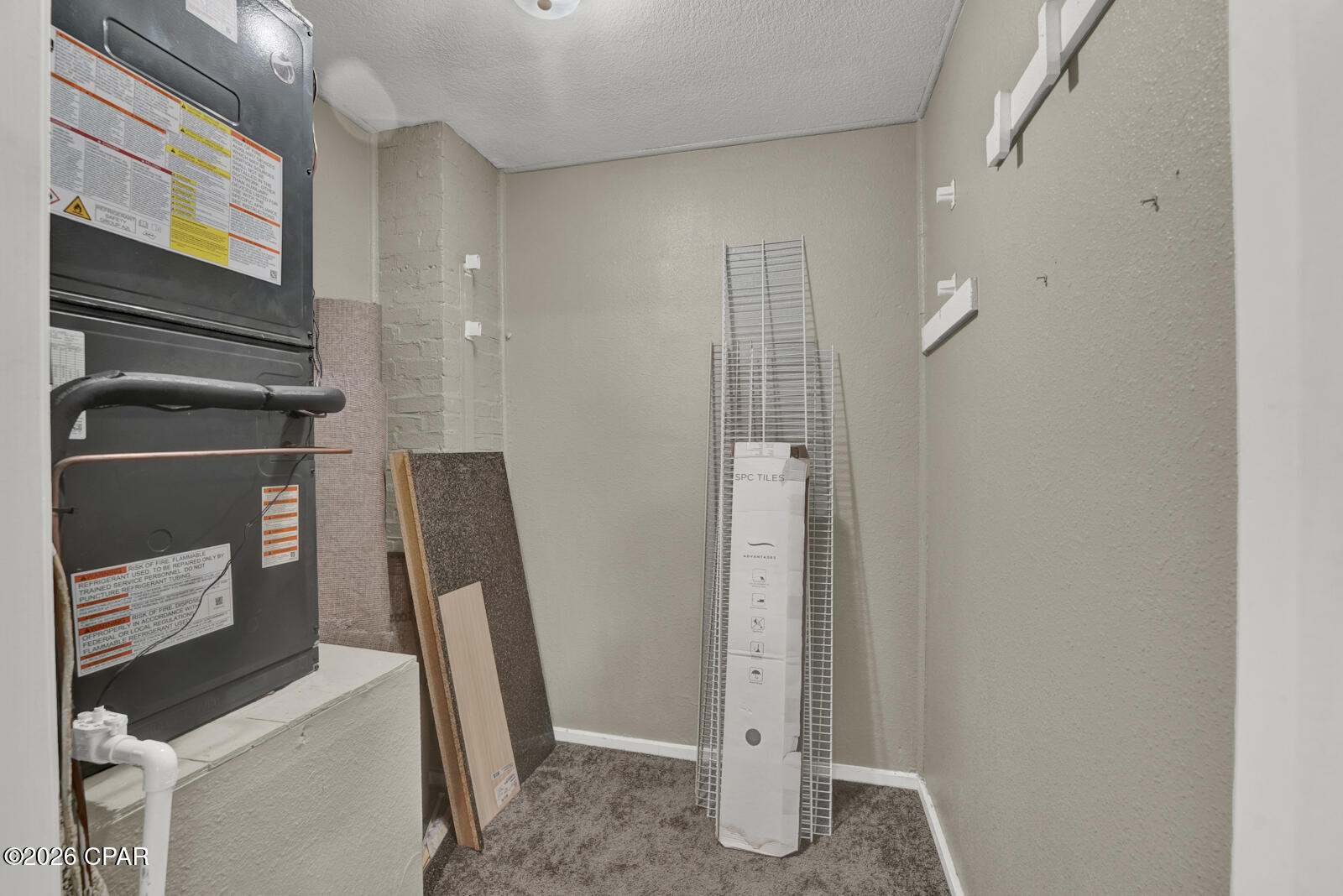 Image 21 For 657 Main Street