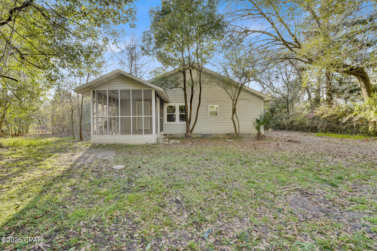 Image 32 For 657 Main Street