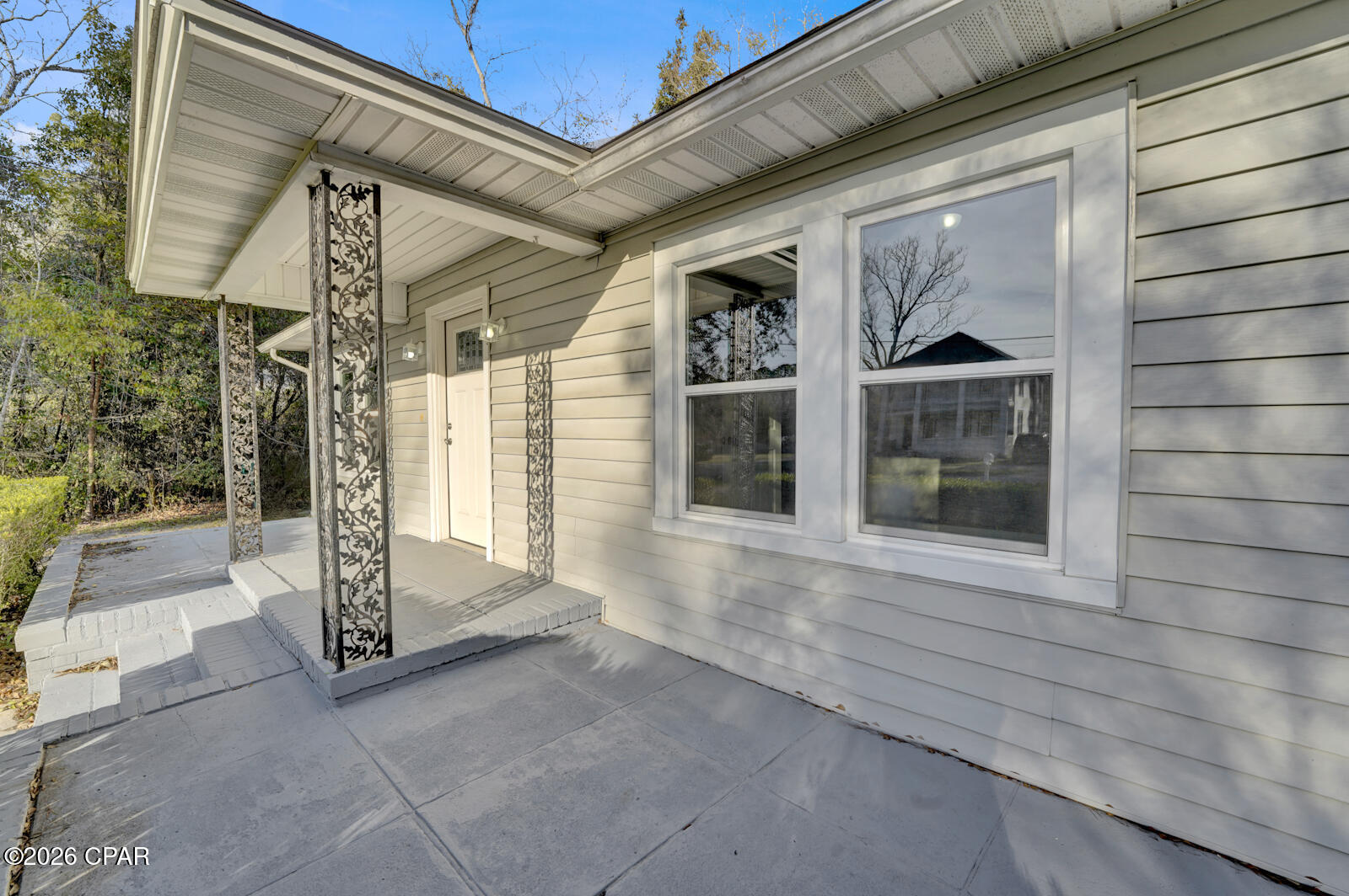 Image 39 For 657 Main Street