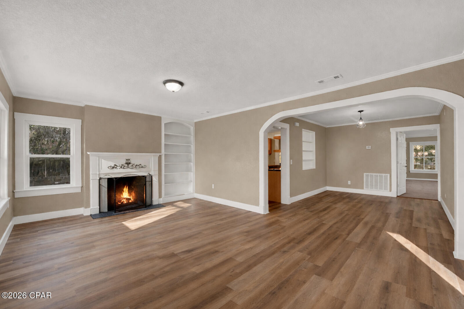 Image 5 For 657 Main Street