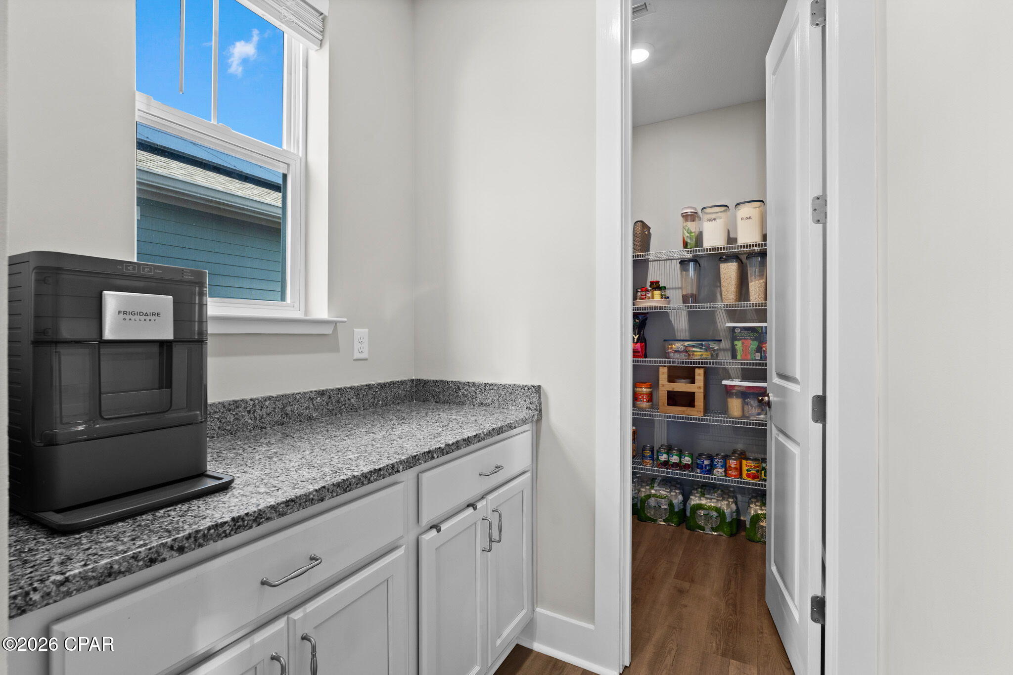 Image 12 For 3209 Astor Avenue