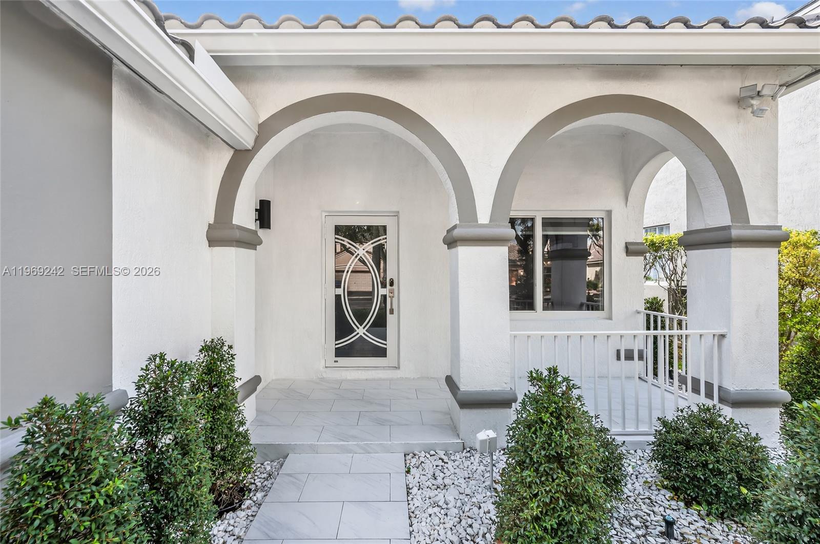 Homes for sale in Weston, FL | 4115 Sabal Ridge Cir, Weston, FL 33331 | MLS# A11969242