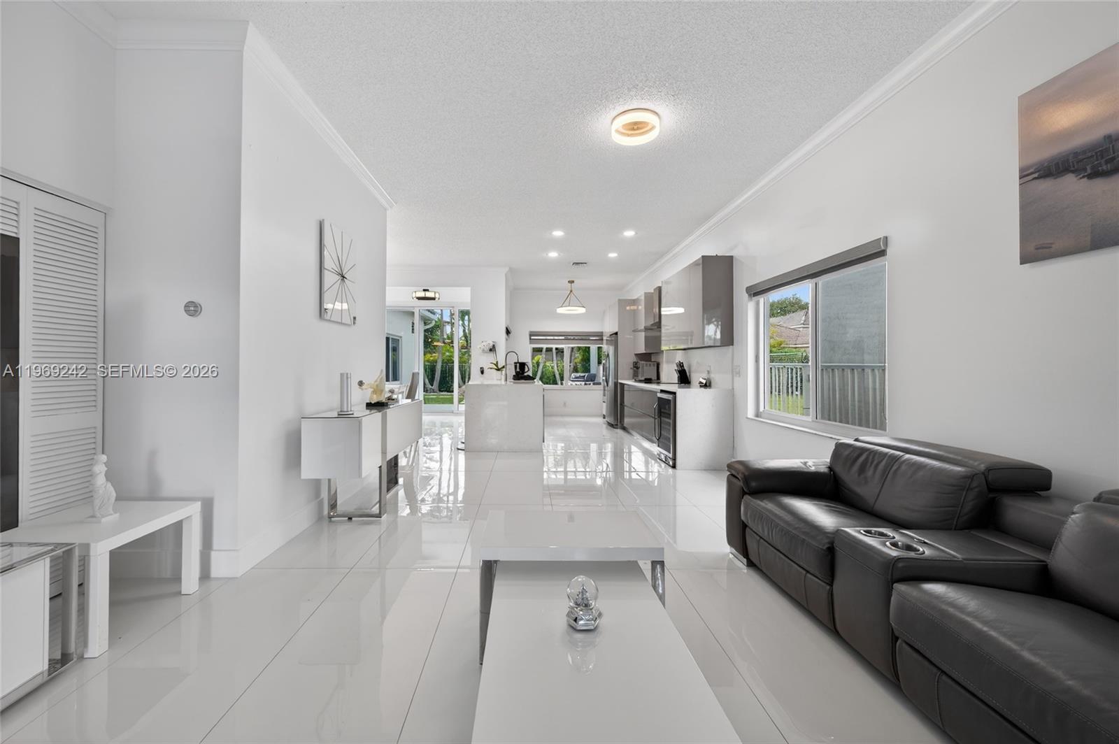 Homes for sale in Weston, FL | 4115 Sabal Ridge Cir, Weston, FL 33331 | MLS# A11969242