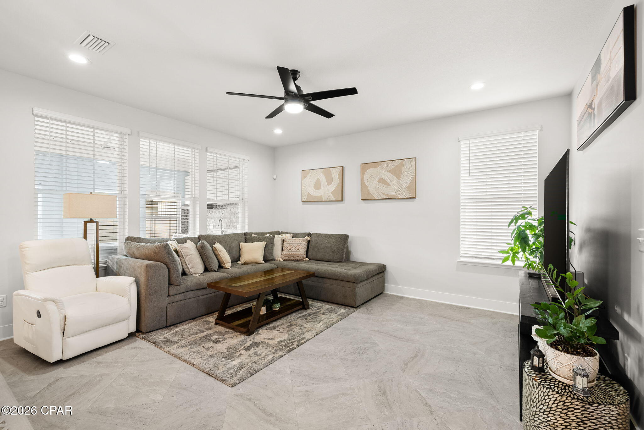 Image 8 For 2101 Kingfisher Court