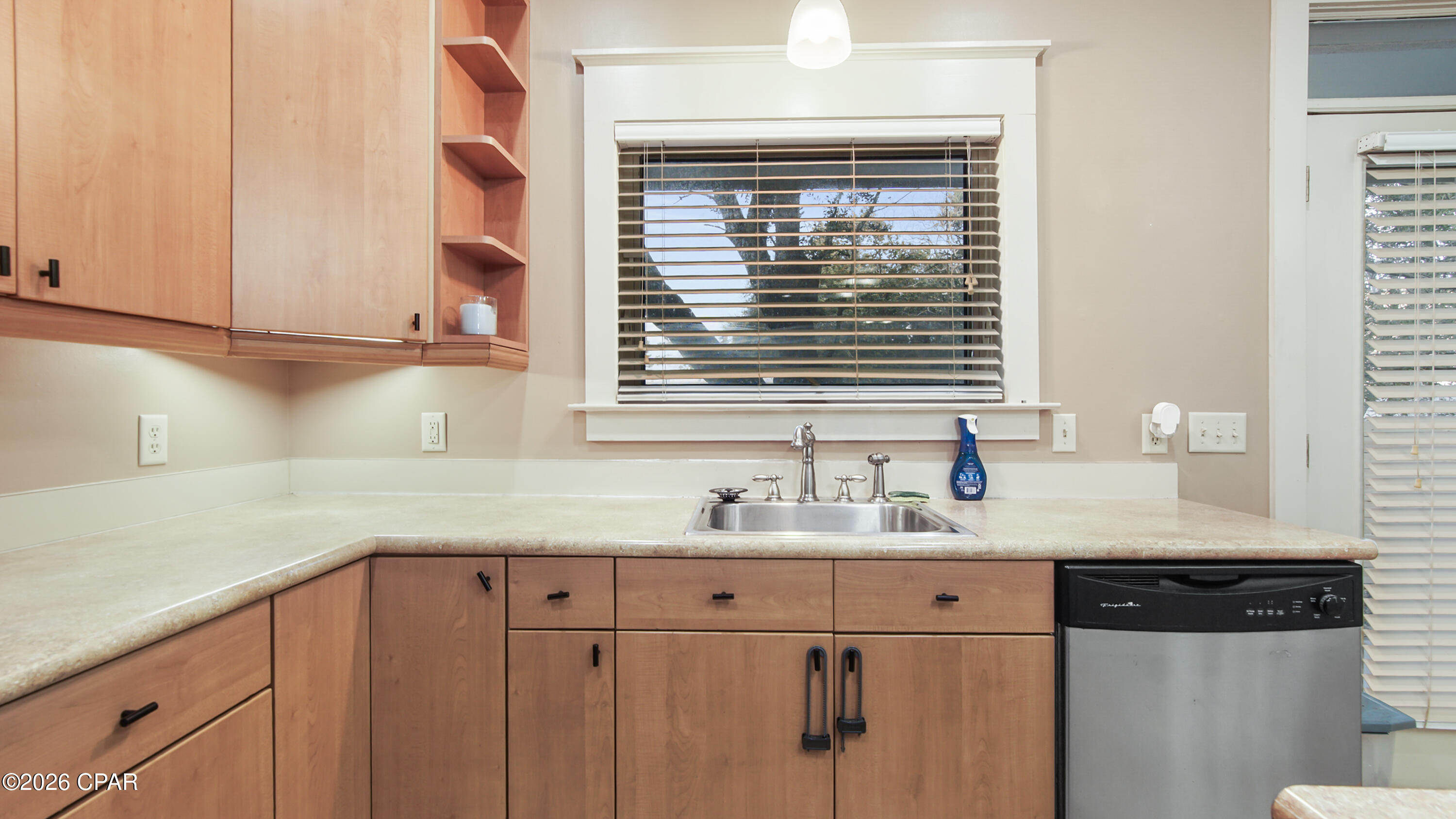 Image 8 For 416 Gainous Road