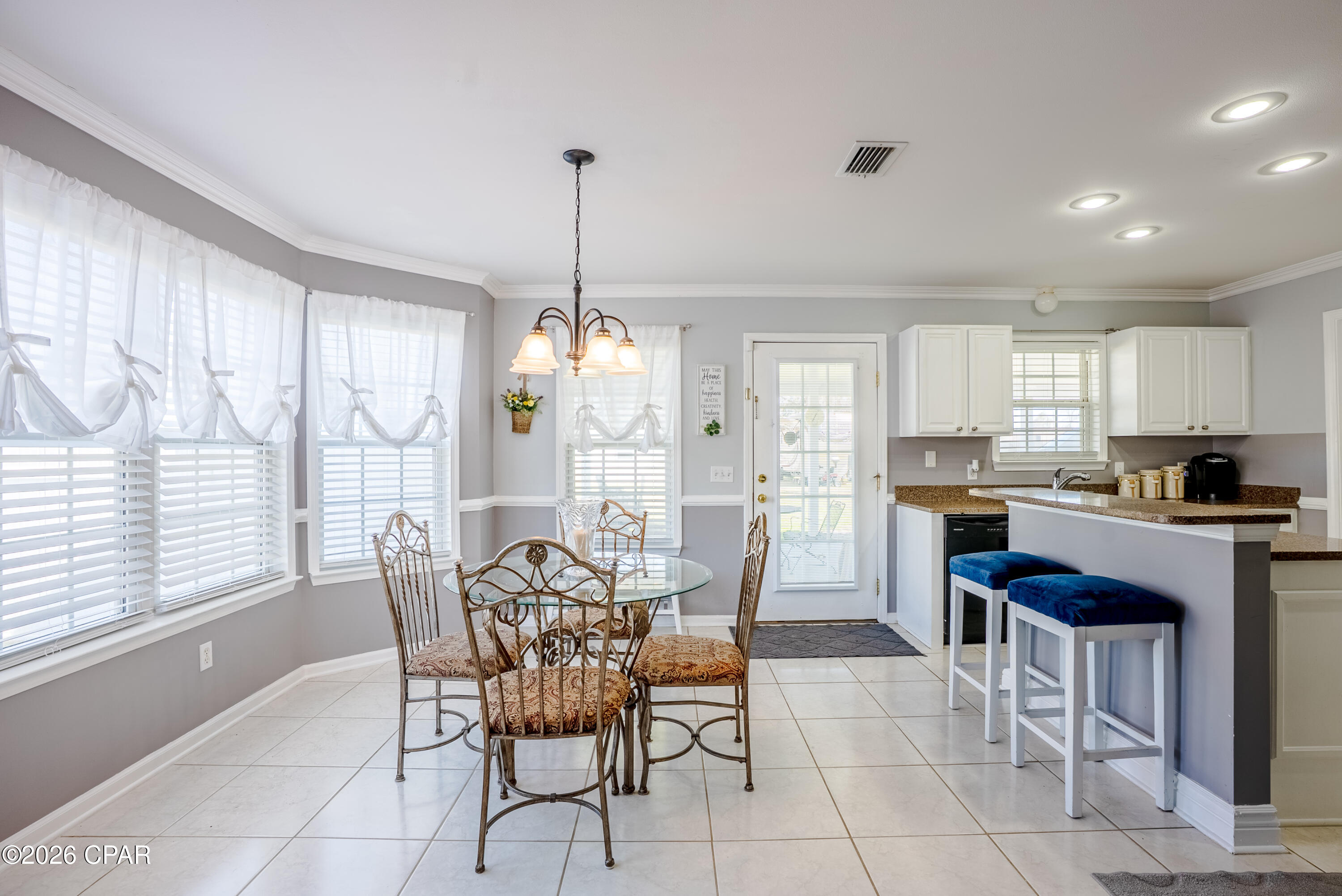 Image 44 For 4108 Transmitter Road