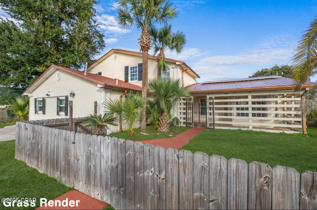 Listing photo id 1 for 816 Transmitter Road