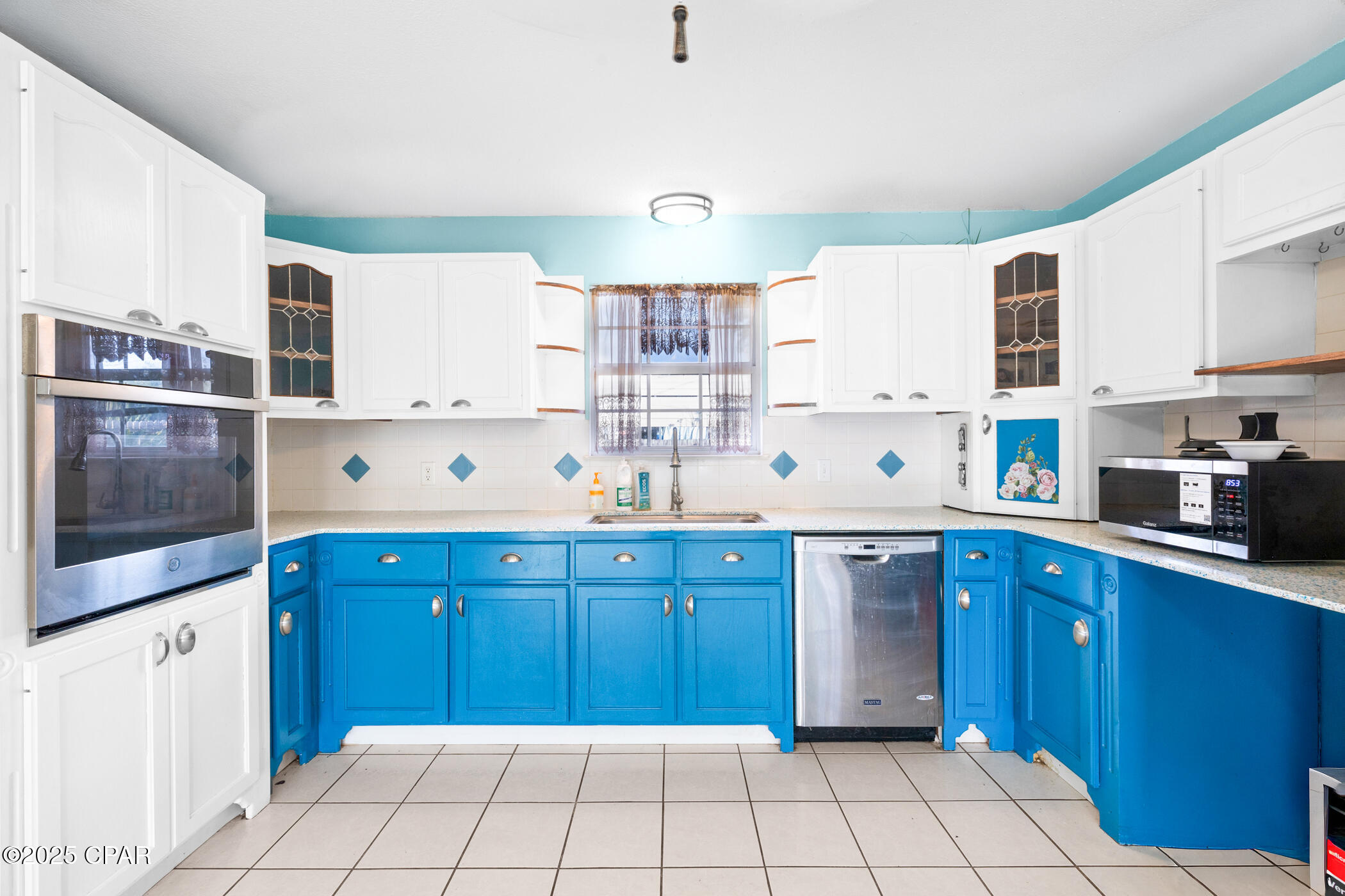 Listing photo id 12 for 816 Transmitter Road