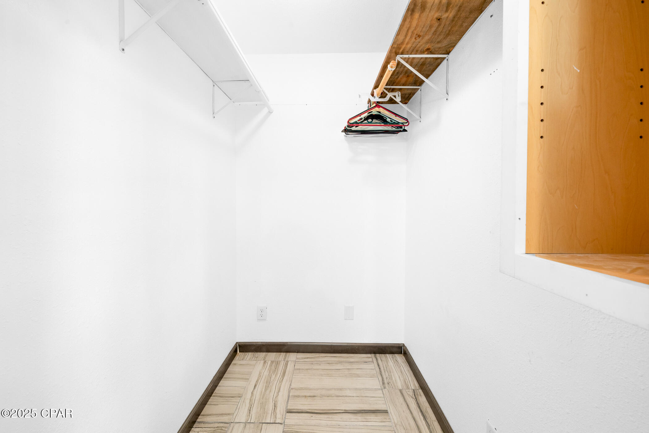 Listing photo id 16 for 816 Transmitter Road