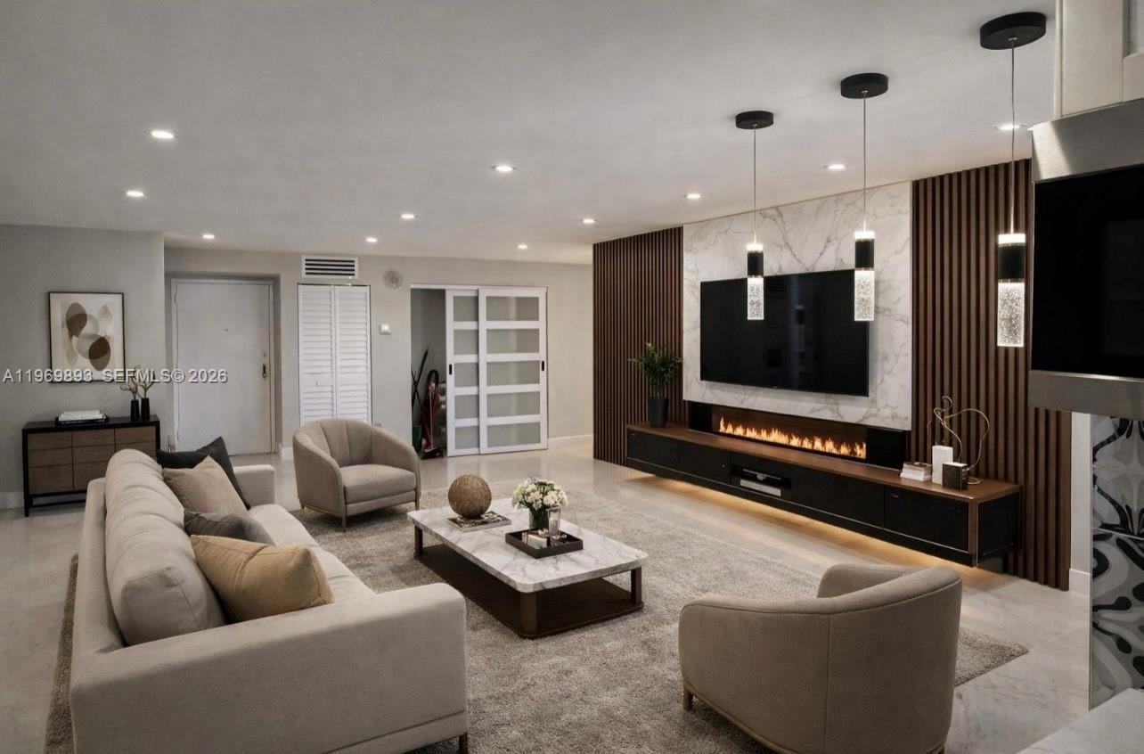 Plaza Of Americas Condo P