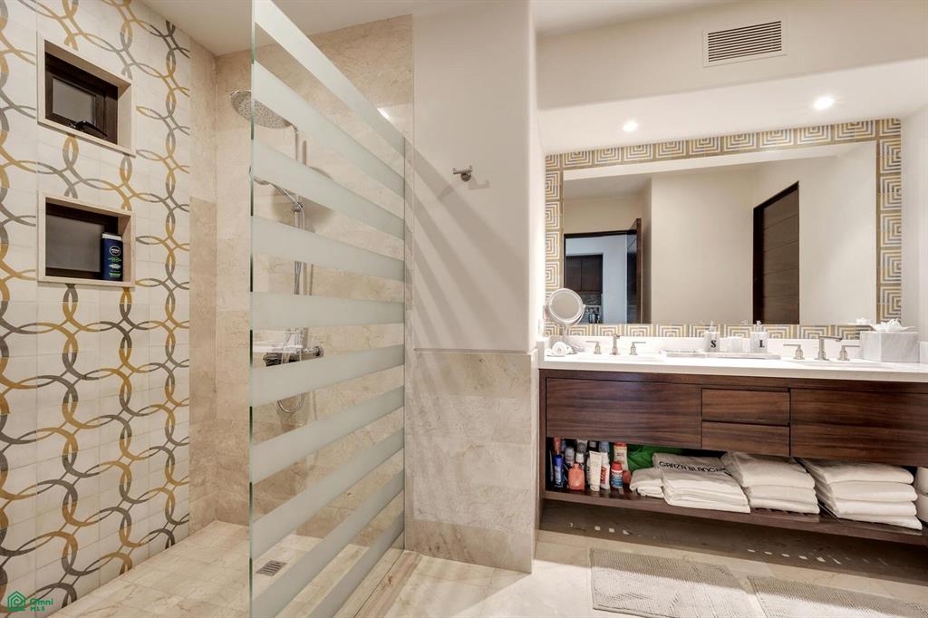 The Ocean Club Residence