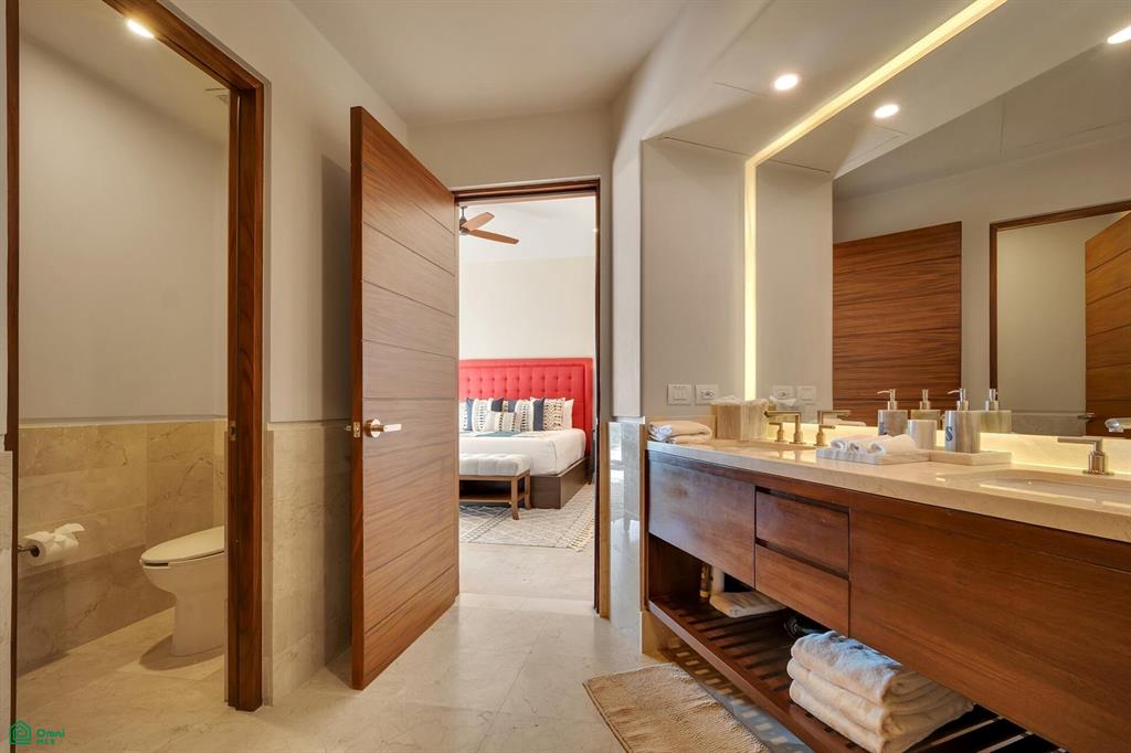 The Ocean Club Residence