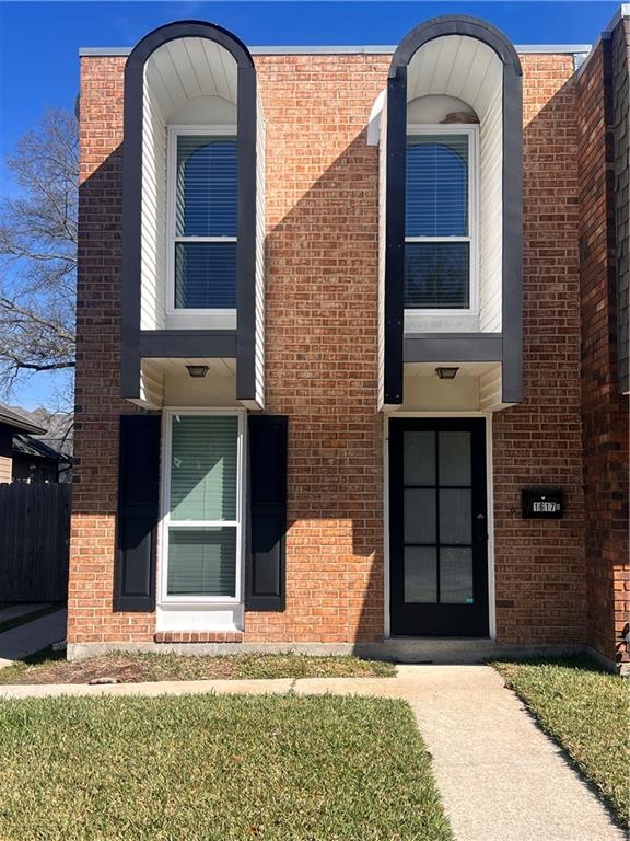 1617 Brockenbraugh Street B