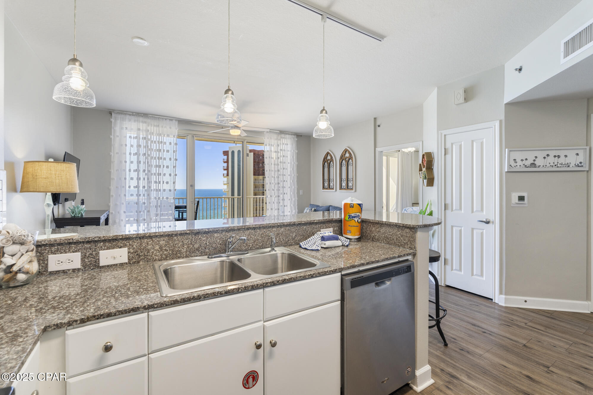 Image 12 For 9900 Thomas Drive 1920