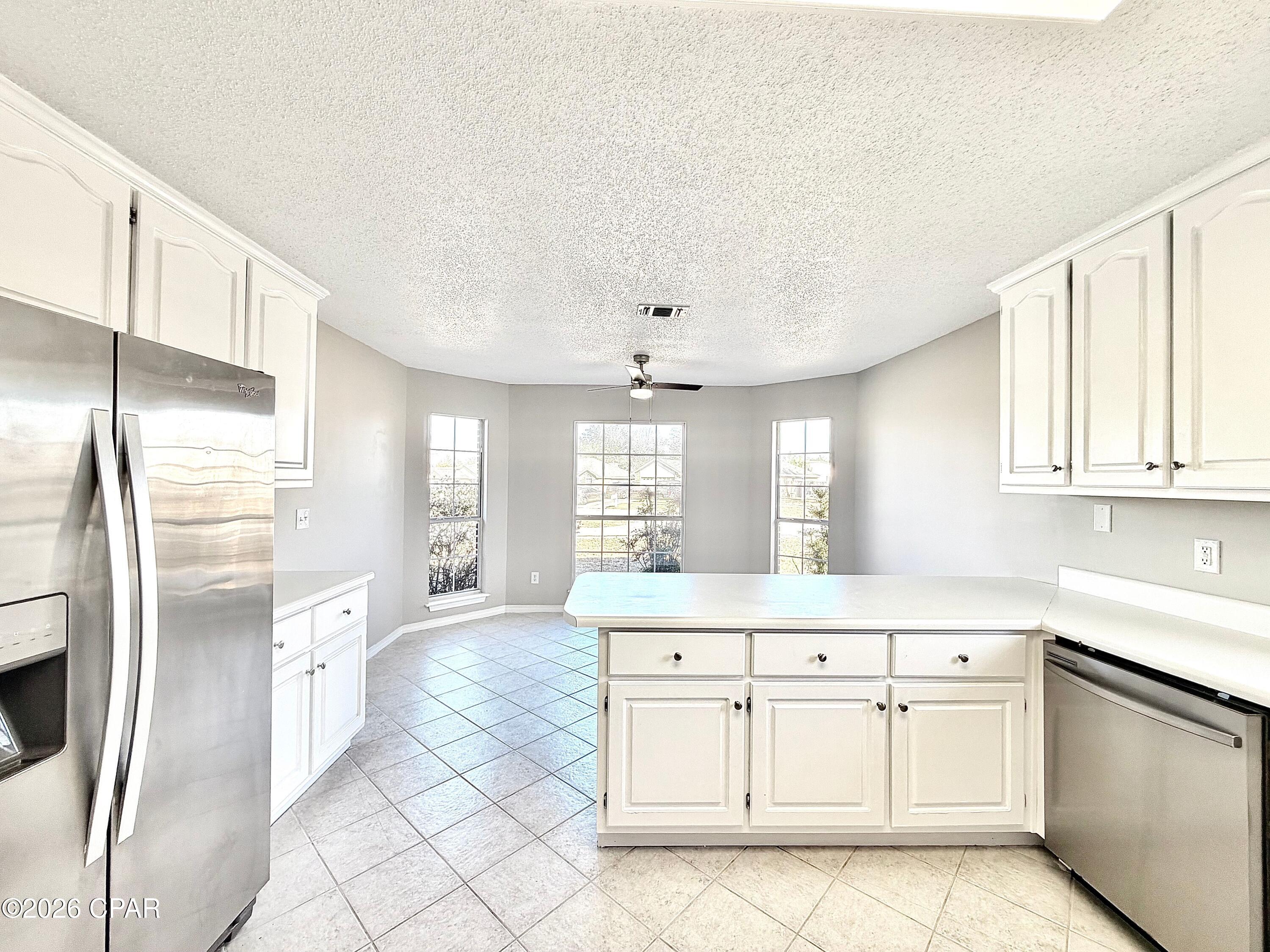 Image 14 For 8116 Heritage Woods Lane