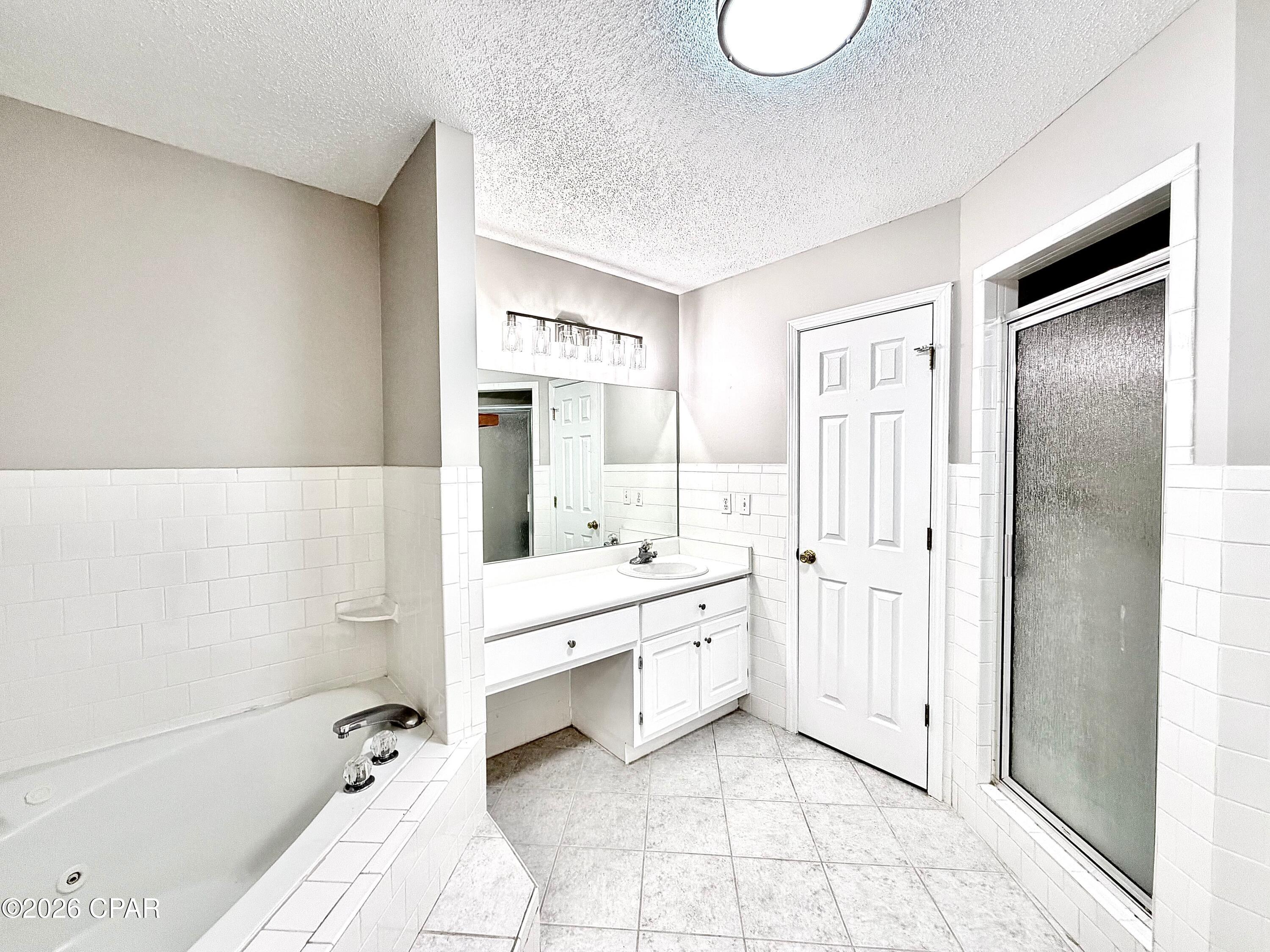 Image 19 For 8116 Heritage Woods Lane