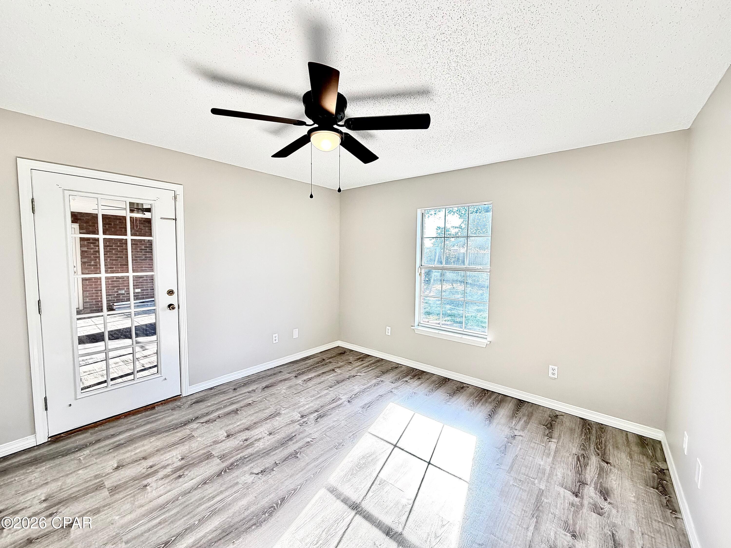 Image 26 For 8116 Heritage Woods Lane