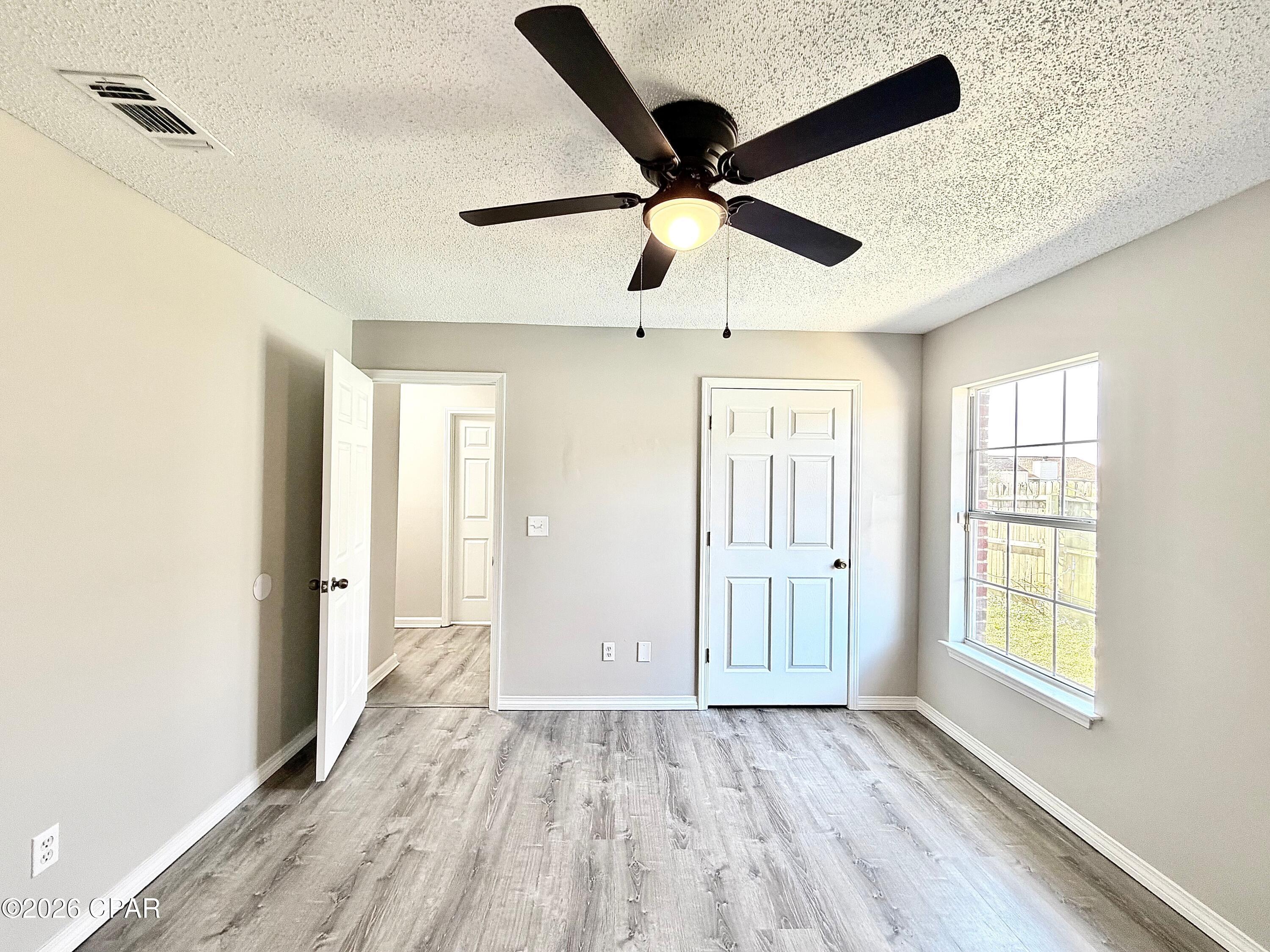 Image 29 For 8116 Heritage Woods Lane