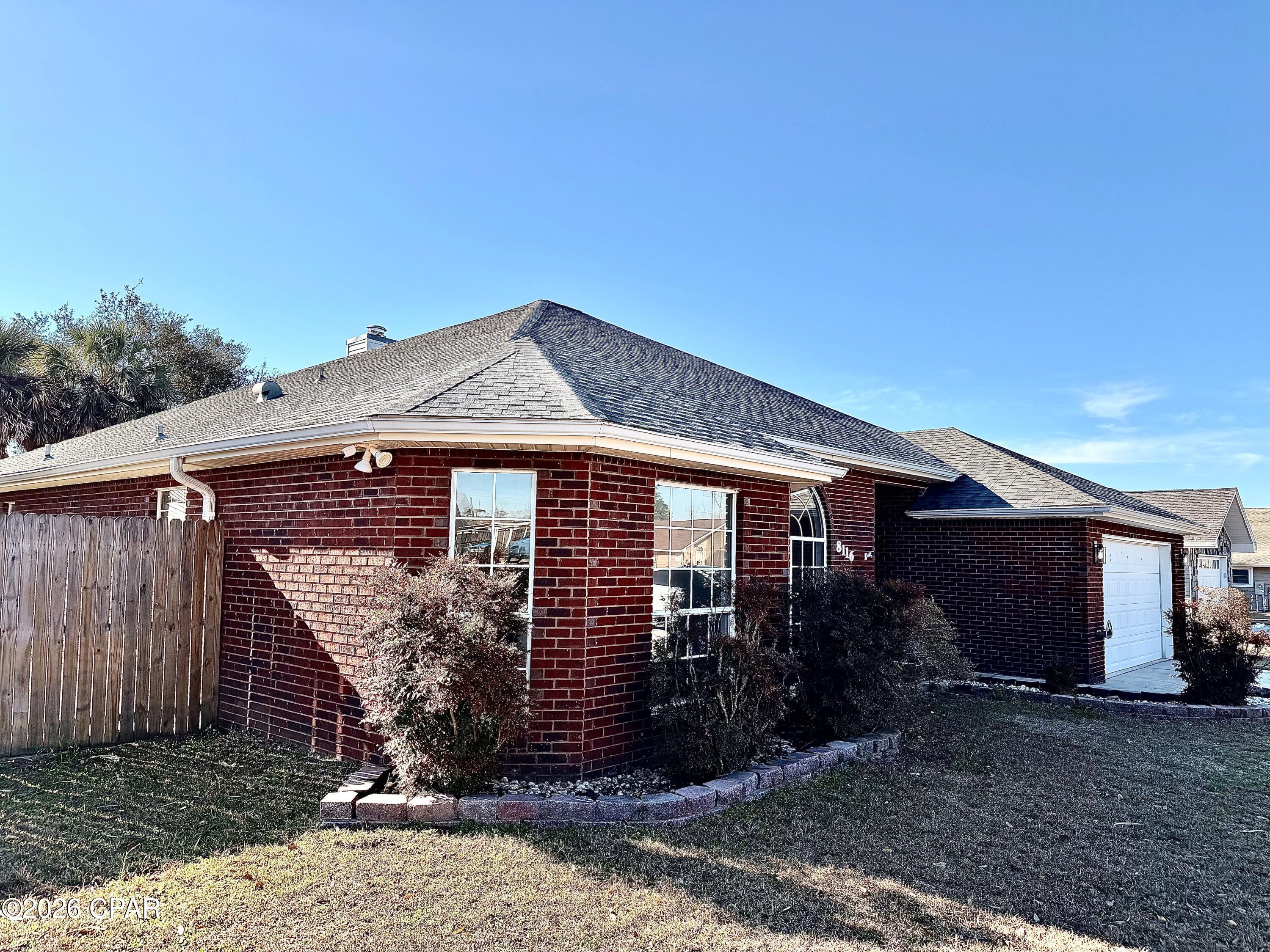 Image 3 For 8116 Heritage Woods Lane