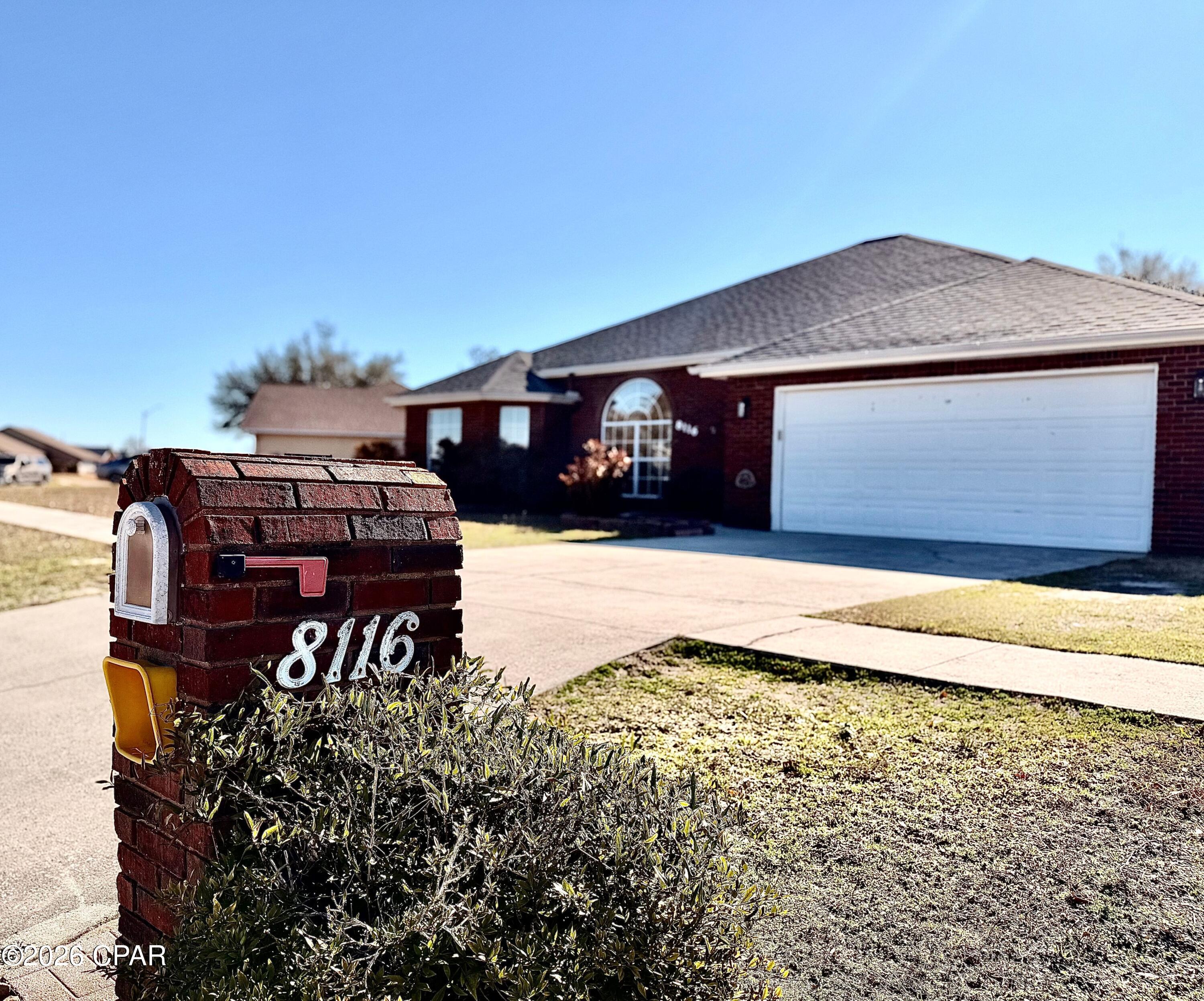 Image 5 For 8116 Heritage Woods Lane