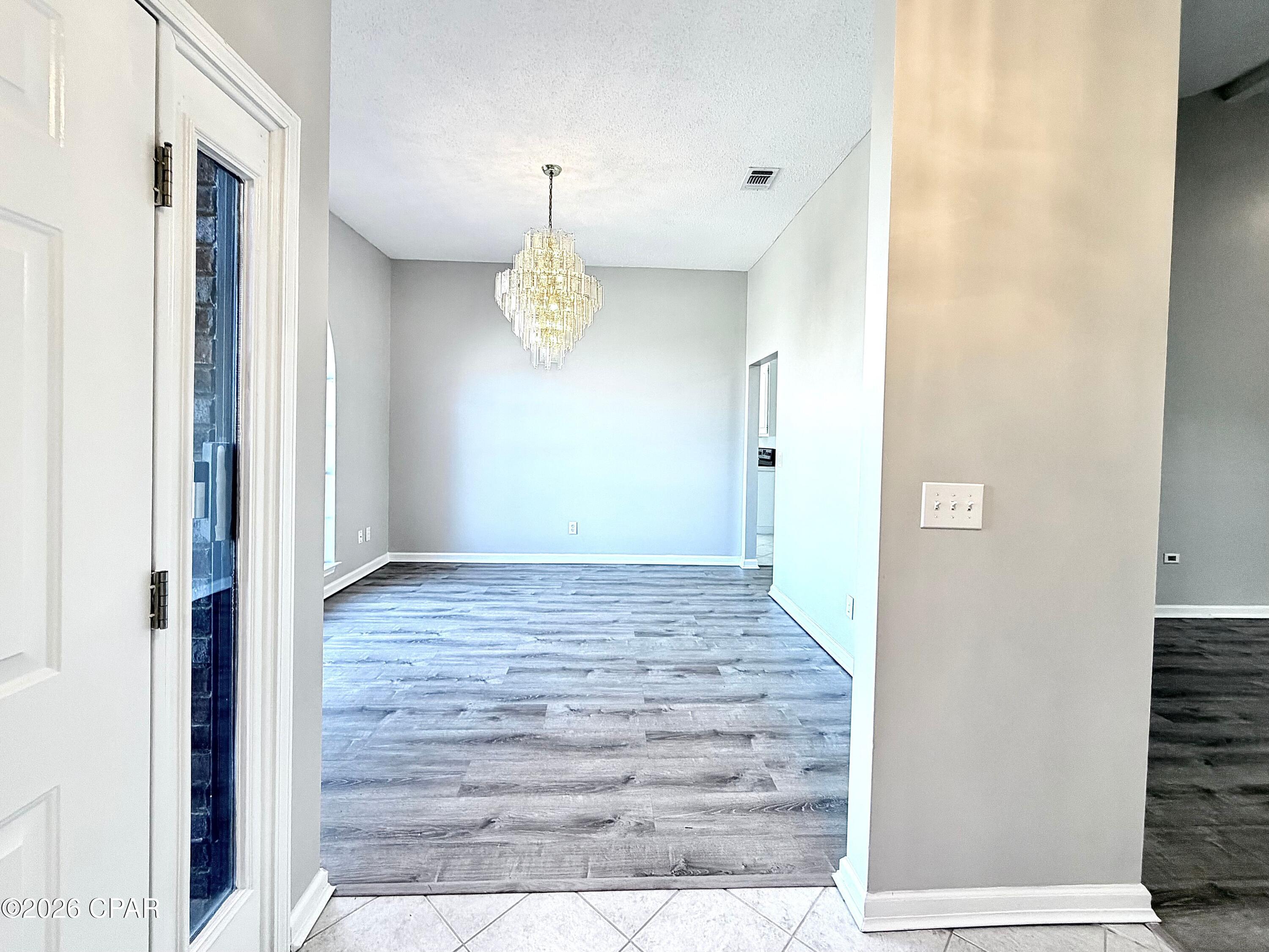 Image 6 For 8116 Heritage Woods Lane