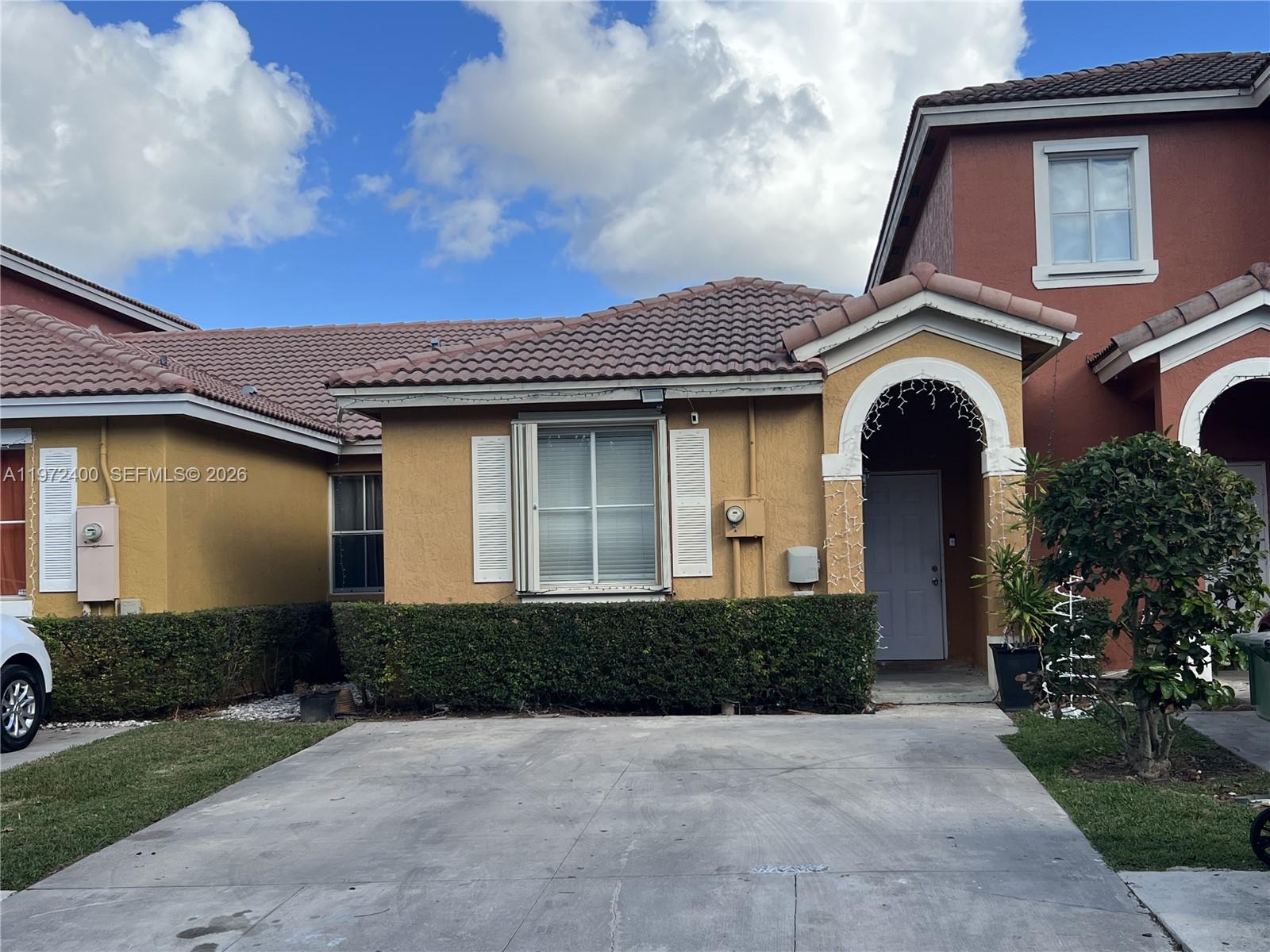 Mowry Villas