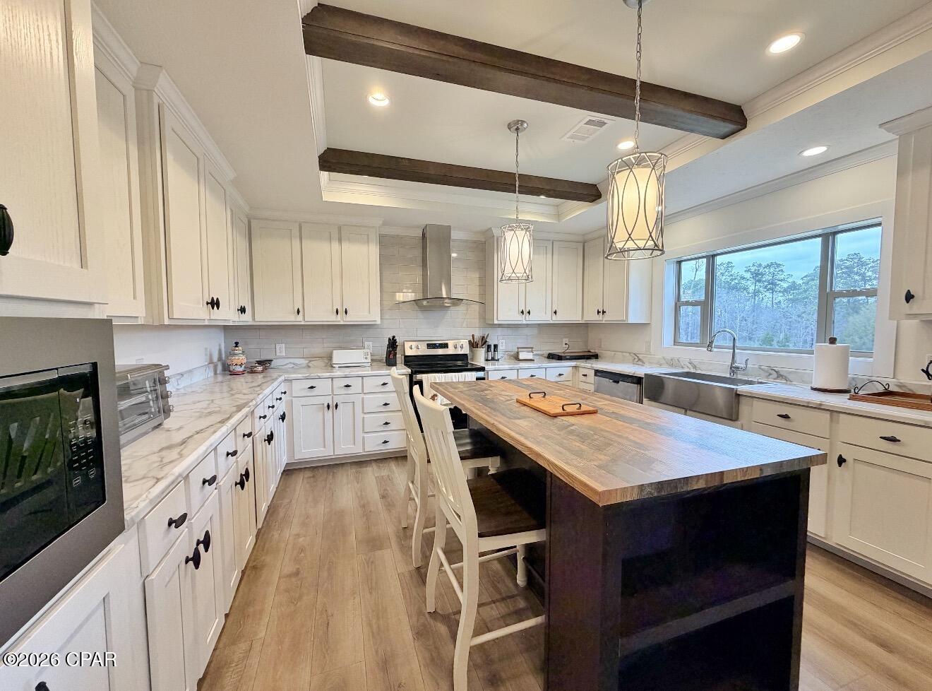 Image 11 For 686 Alford Road