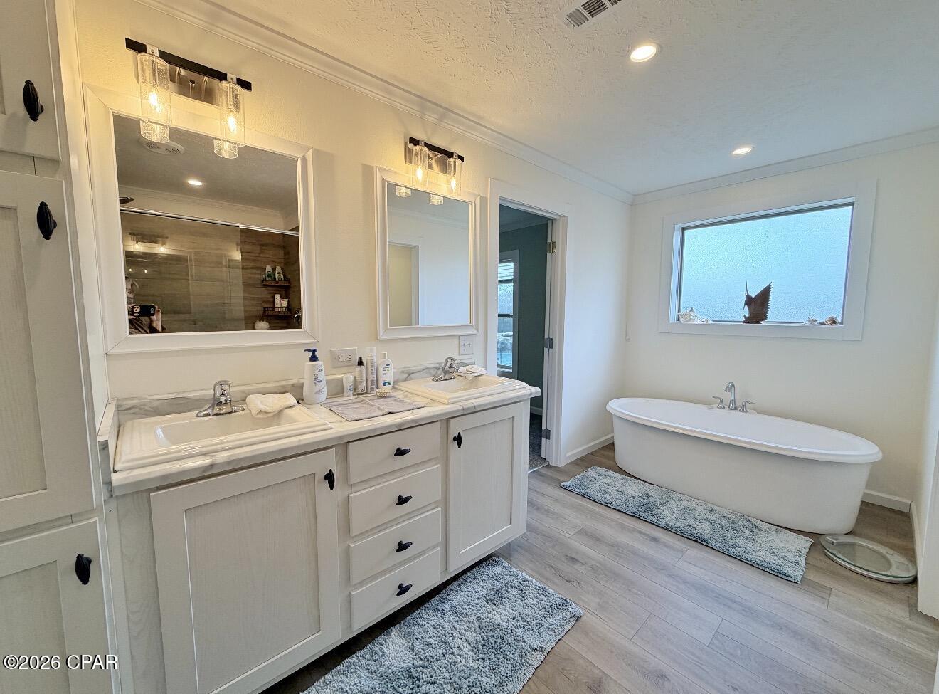 Image 20 For 686 Alford Road