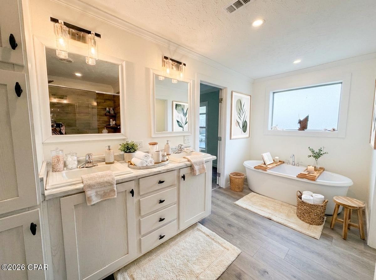 Image 6 For 686 Alford Road