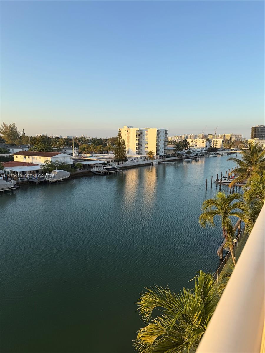 Waterway Plaza Condo