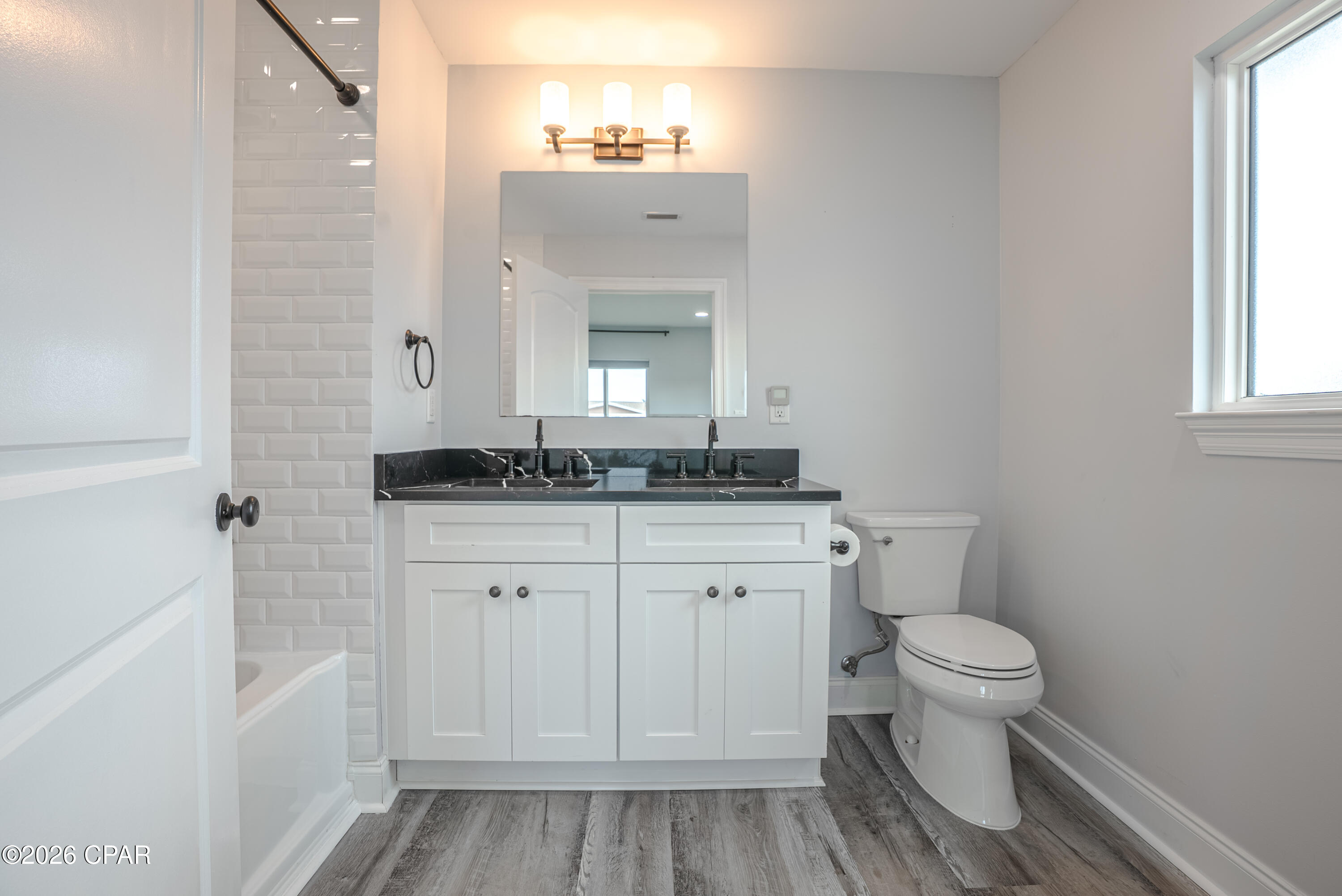 Listing photo id 30 for 4520 Misty Lane