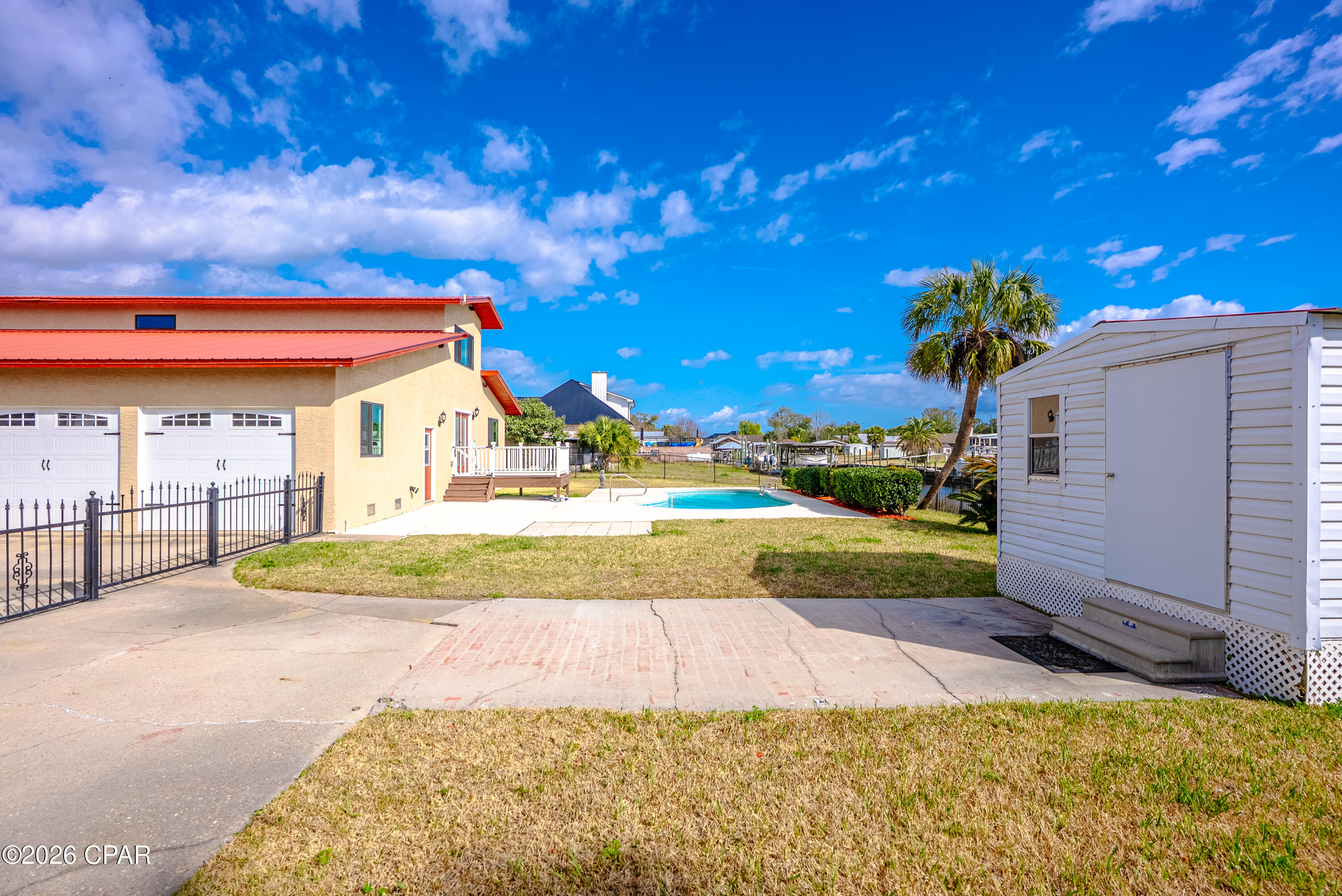 Listing photo id 58 for 4520 Misty Lane