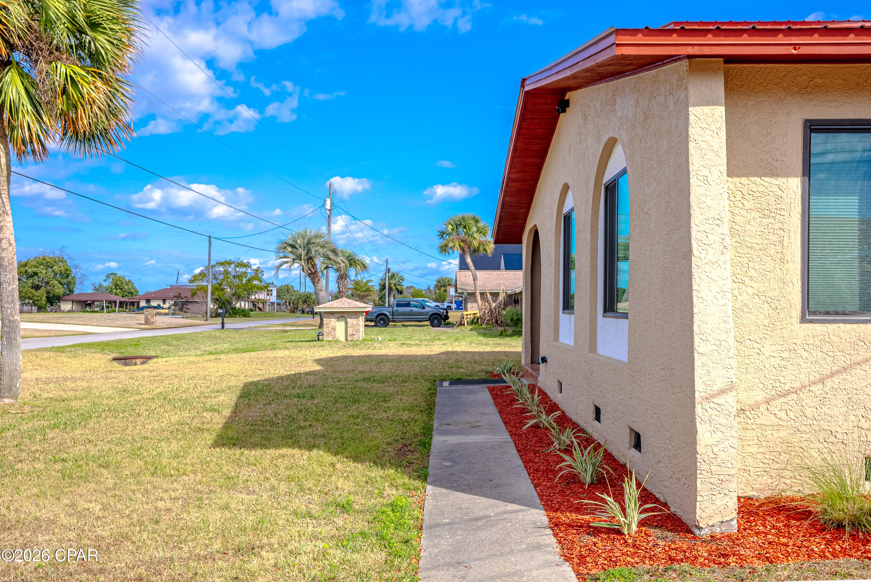 Listing photo id 63 for 4520 Misty Lane