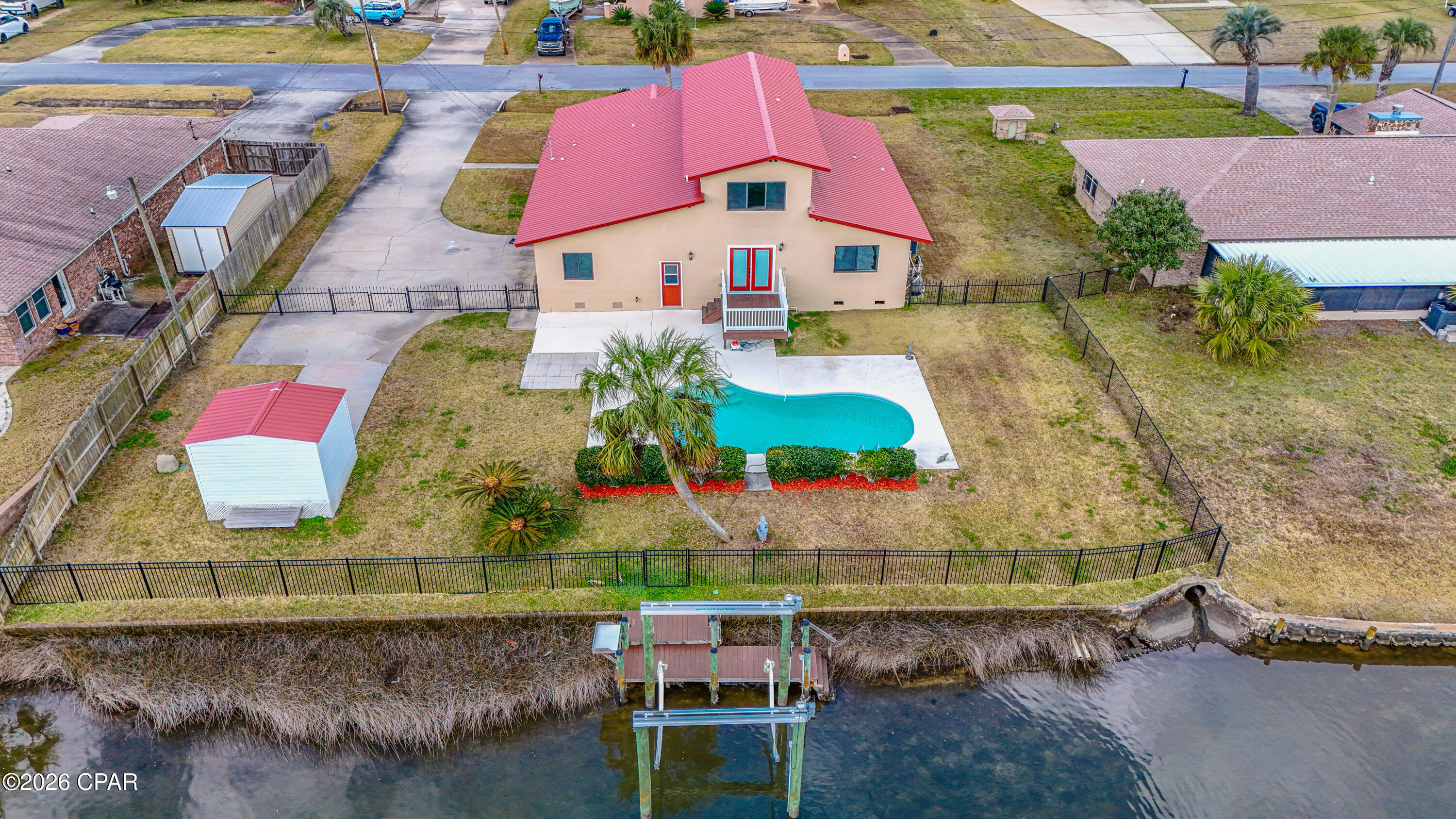 Listing photo id 69 for 4520 Misty Lane