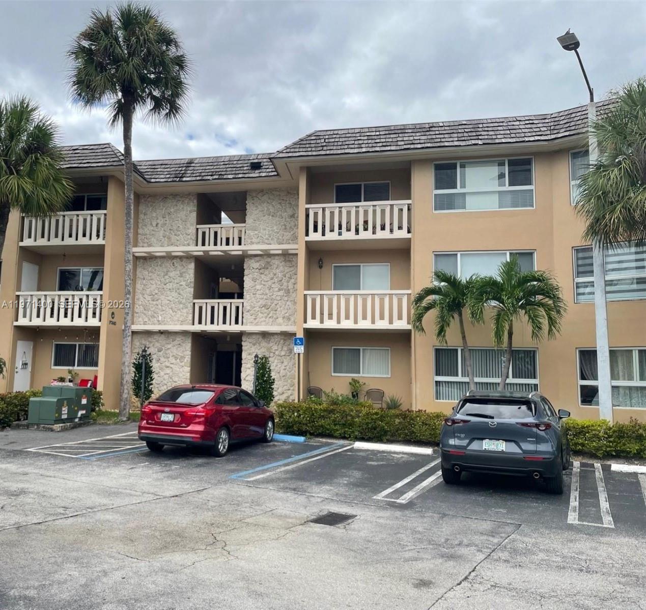 Villas Of Miami Lakes Con