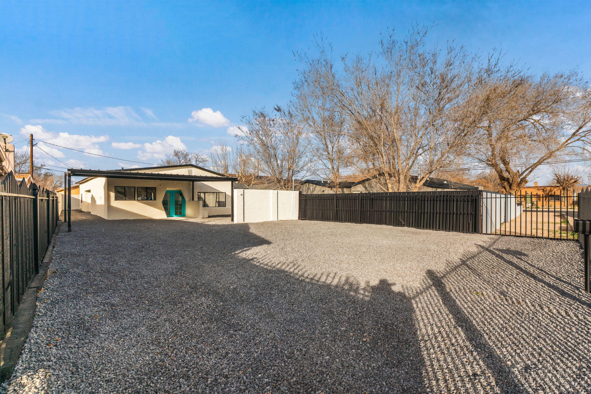 Homes for sale in Albuquerque, NM | 121 Hosher Ave Se, Albuquerque, NM 87102 | MLS# 1098935