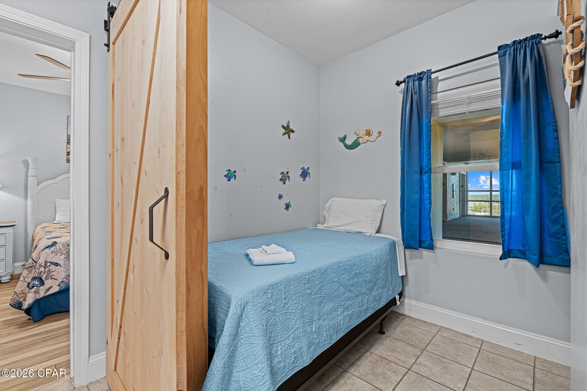 Image 19 For 9860 Thomas Drive 1006