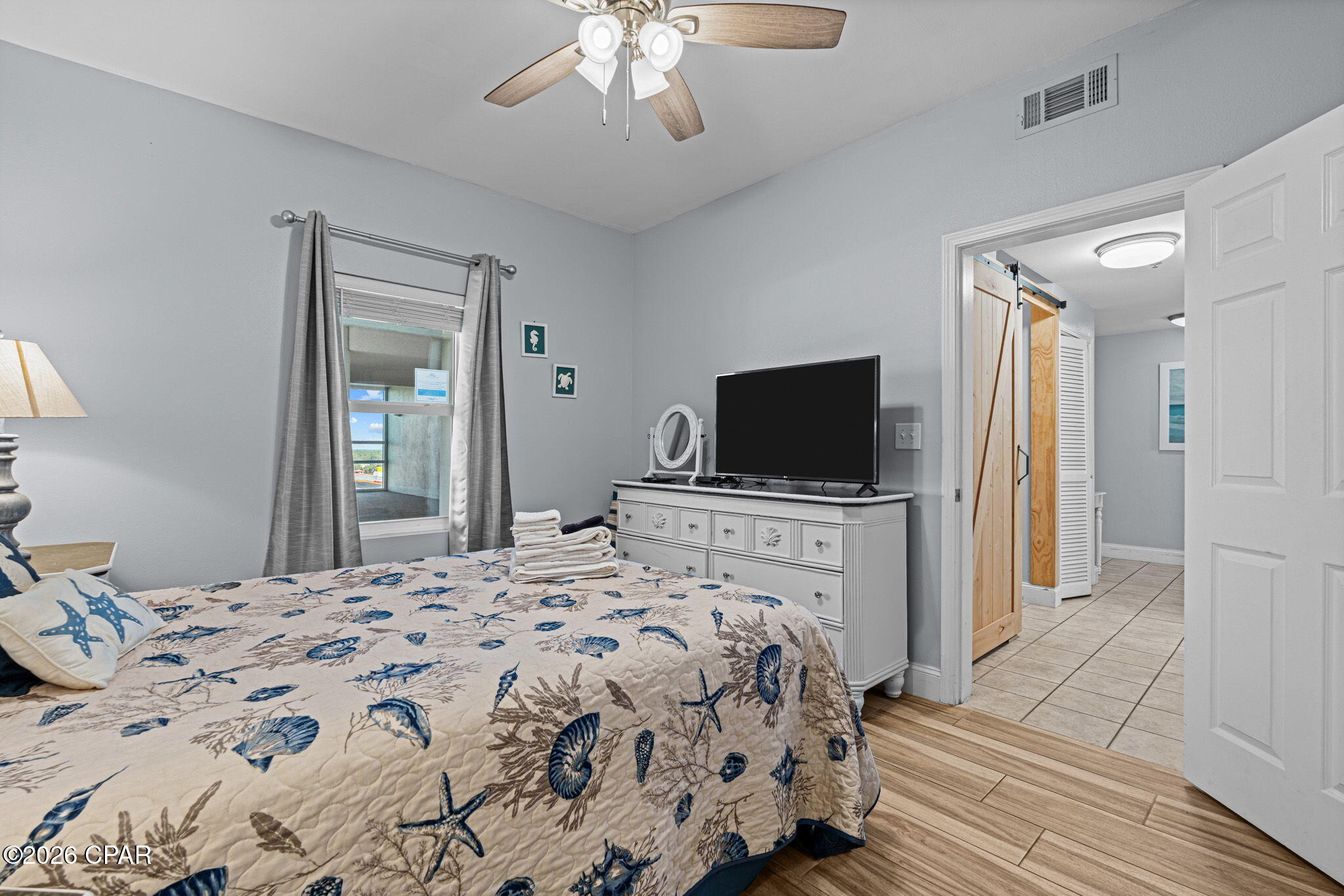 Image 22 For 9860 Thomas Drive 1006