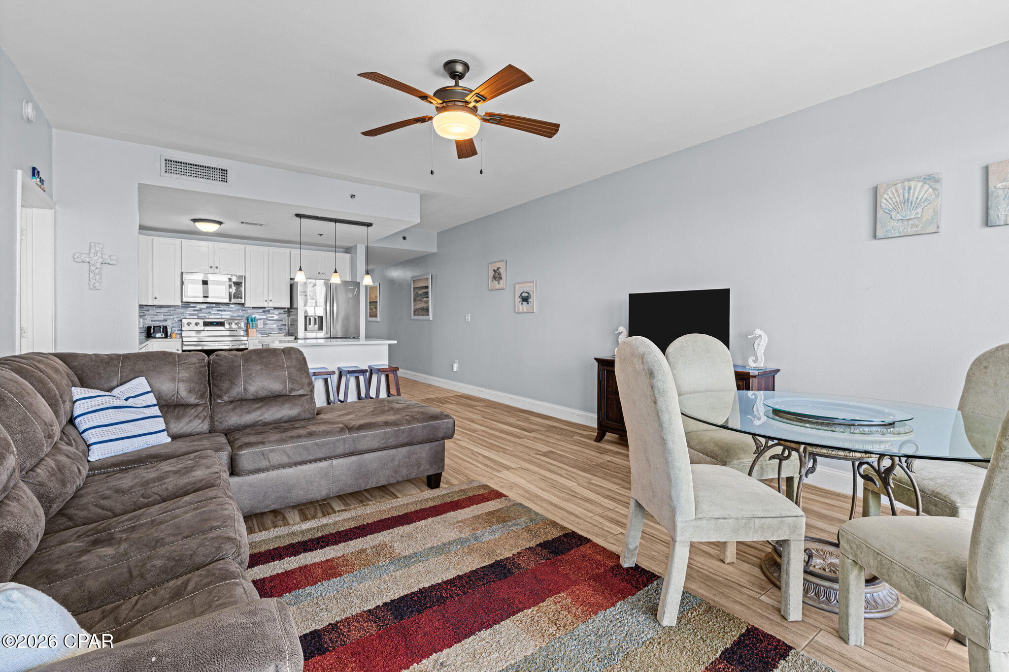 Image 9 For 9860 Thomas Drive 1006