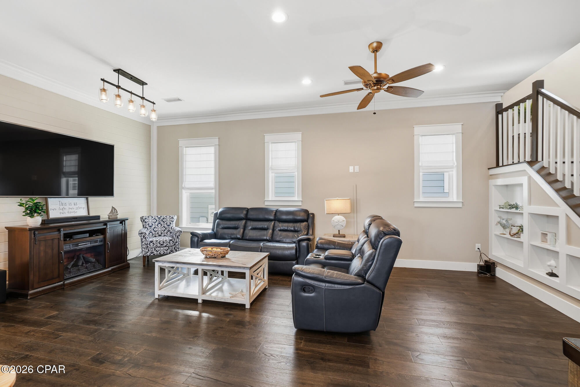 Image 20 For 401 Liverpool Avenue