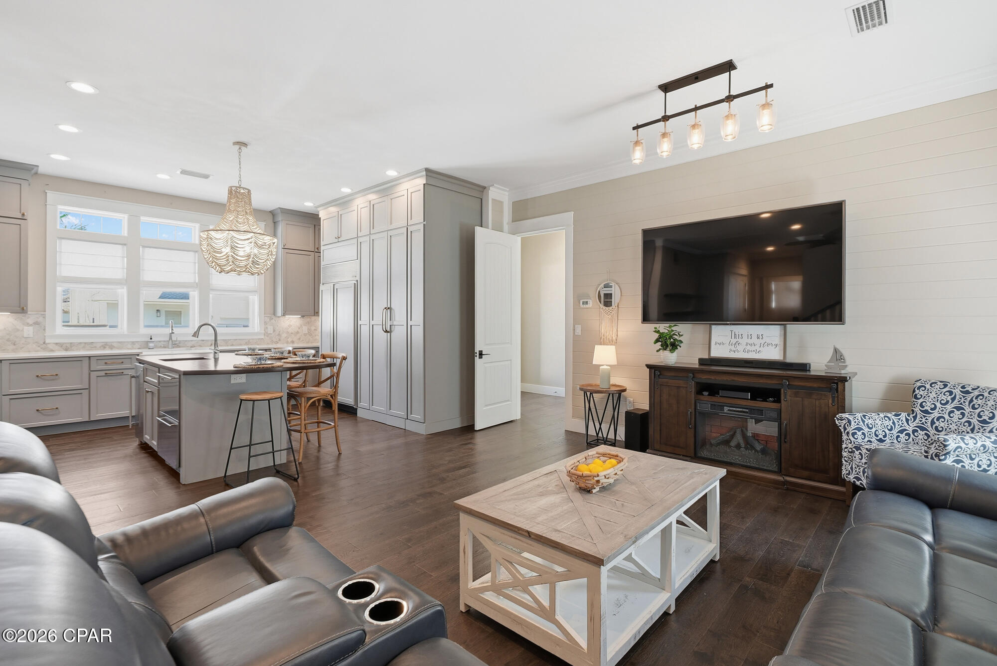 Image 24 For 401 Liverpool Avenue