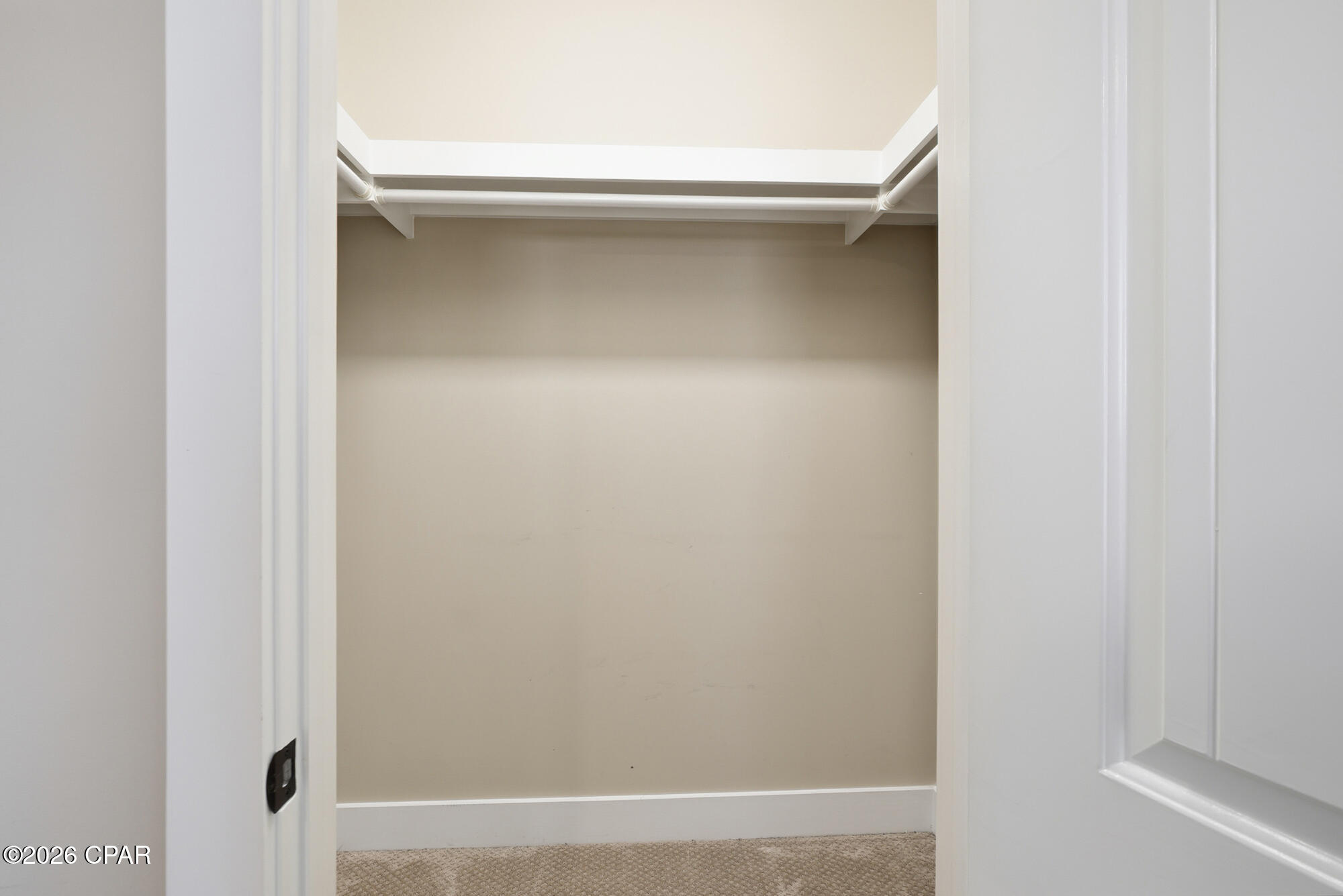 Image 32 For 401 Liverpool Avenue