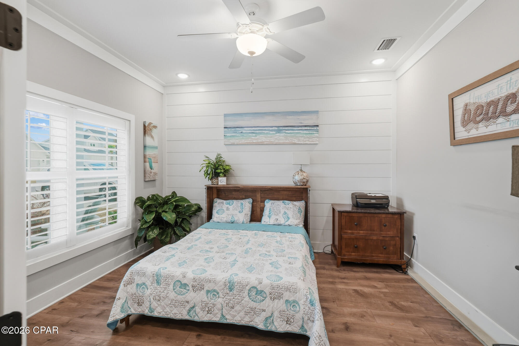 Image 30 For 725 Landing Circle