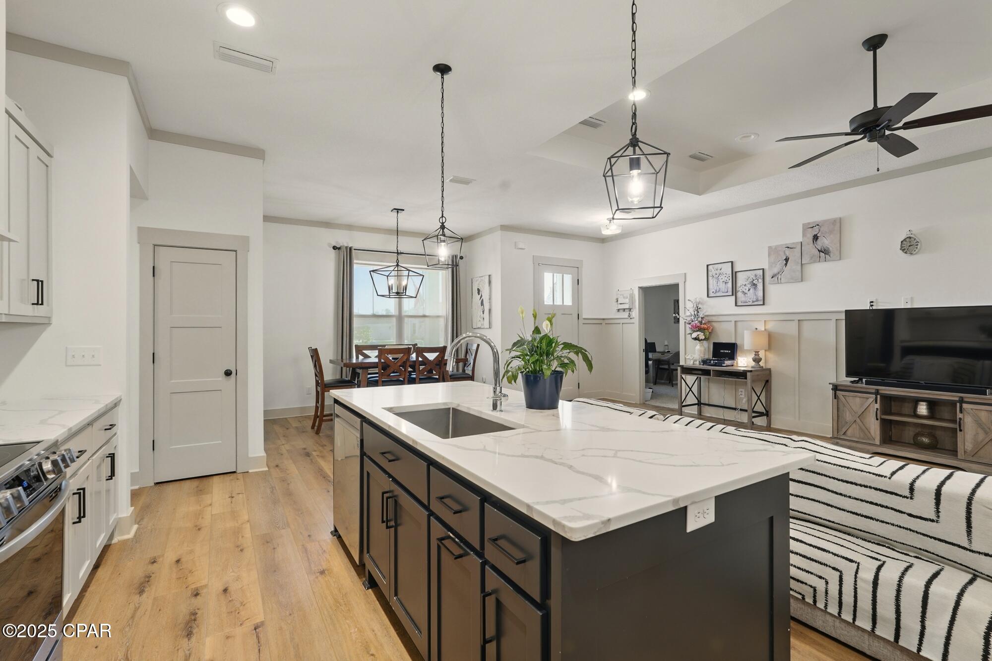 Image 18 For 3928 Sandpine Way